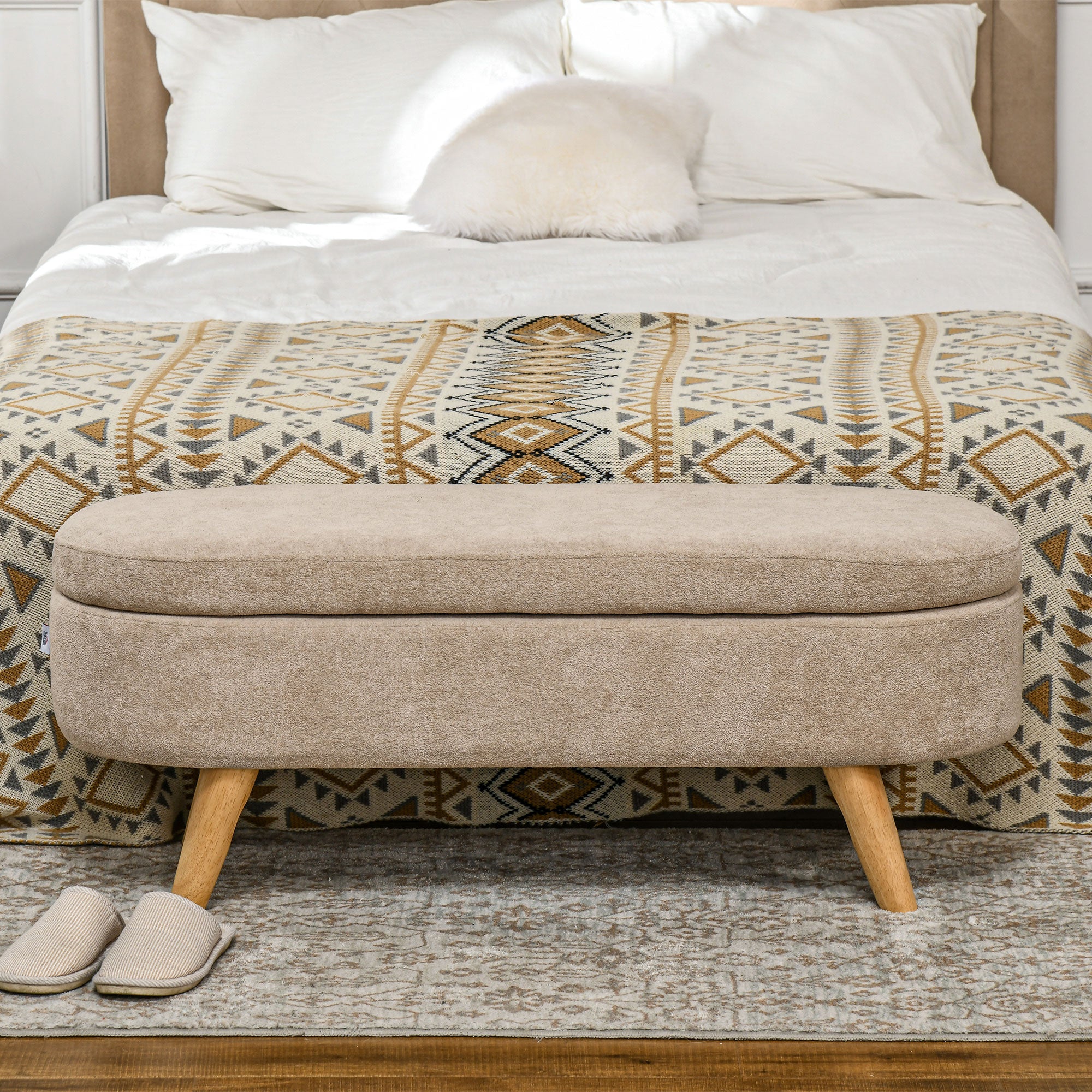 43.3" Upholstered End of Bed Bench with Wood Legs, Storage Ottoman for Entryway, Beige