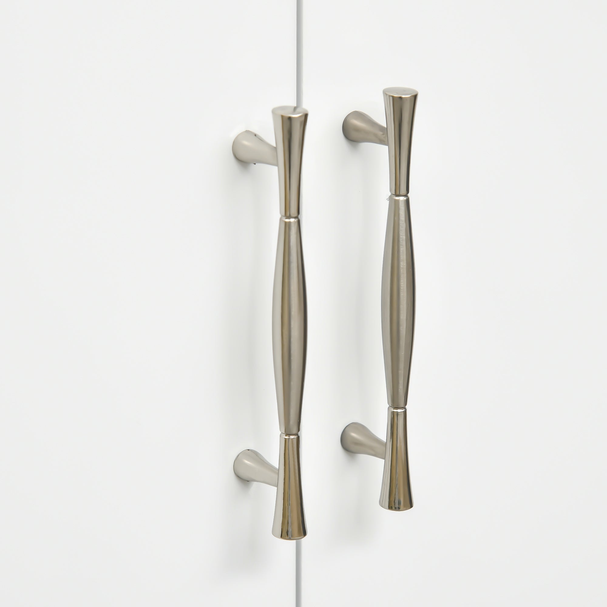 Kitchen Sideboard Buffet Table w/ Drawer, Double Door Cabinet & Adjustable Shelves, White