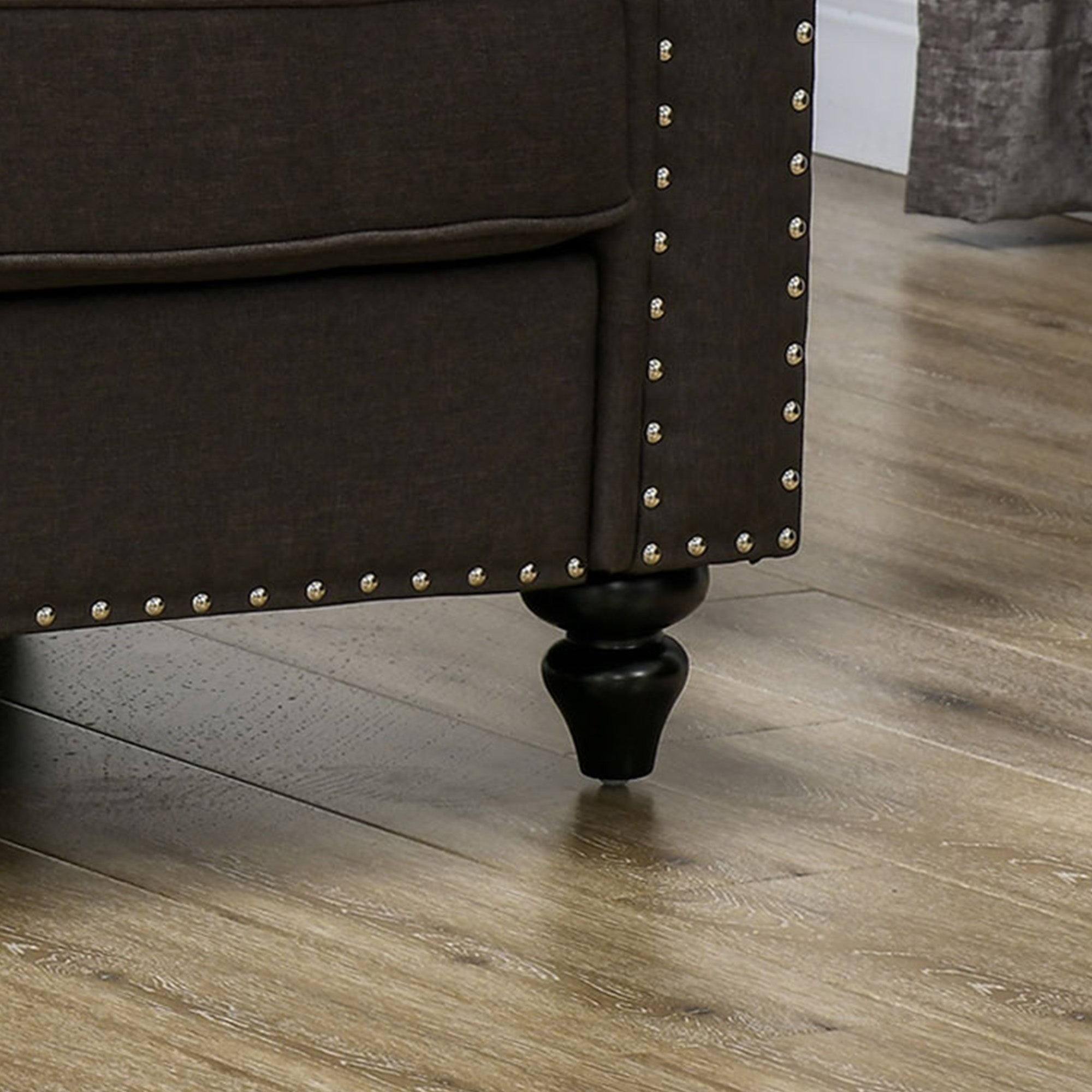 HOMCOM Armchair, Fabric Accent Chair with Nailhead Trim Rolled Arms and Slatted Wood Frame, Upholstered Lounge Chair for Living Room, Bedroom, Home Office, Dark Brown