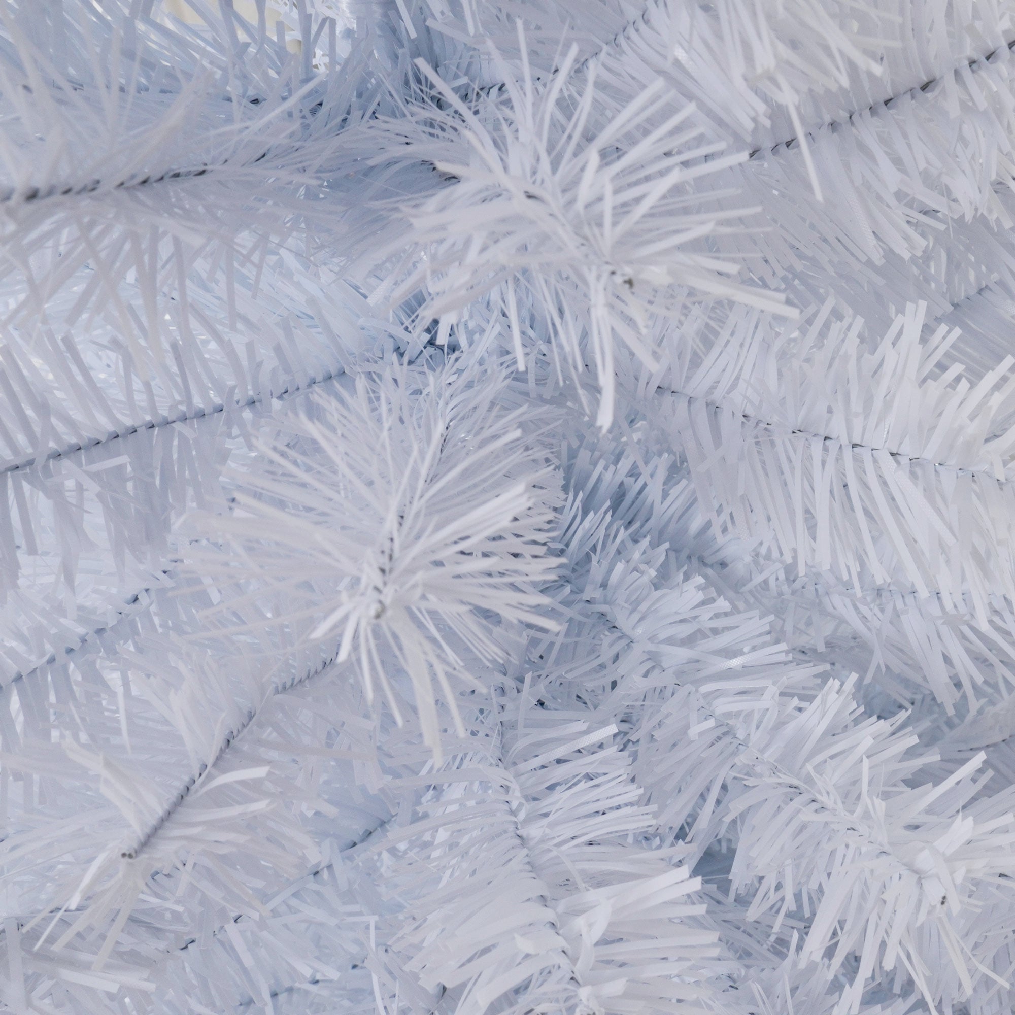 HOMCOM 6ft Artificial Christmas Tree with 928 Branch Tips and Metal Stand, Xmas Tree for Home Indoor Holiday, White