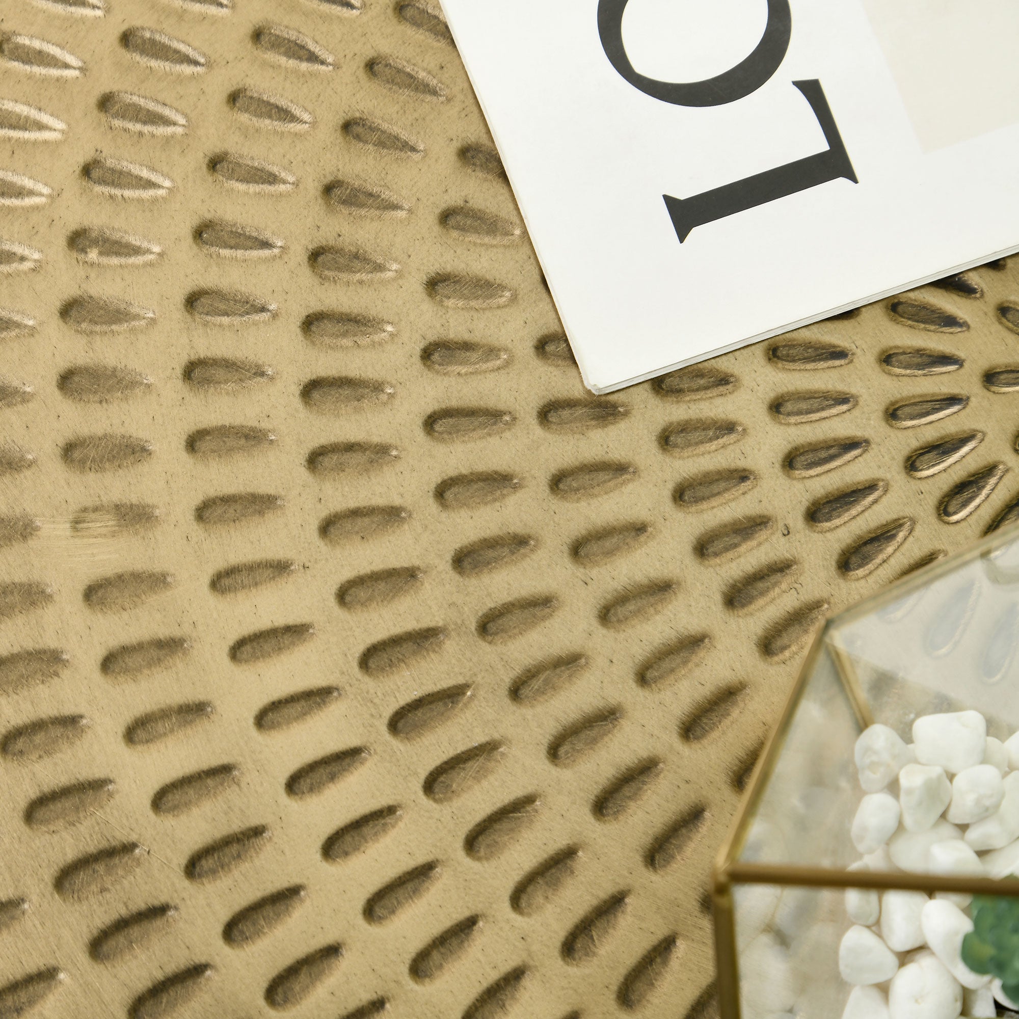 HOMCOM 24" Round Coffee Table with Hammered Drop Tray Top, Vintage Metal Center Table for Living Room, Side Table, Gold