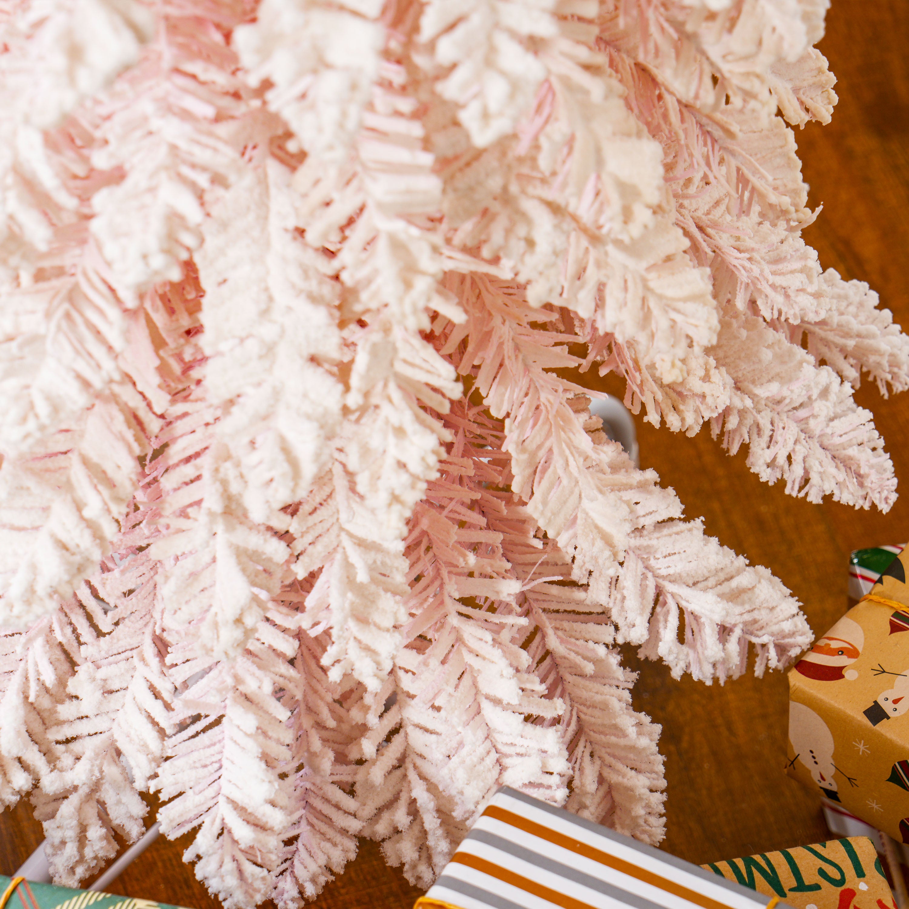 HOMCOM 6 FT Snow-Flocked Artificial Christmas Tree, Slim Pencil Xmas Tree with Realistic Branches, Metal Base, Pink