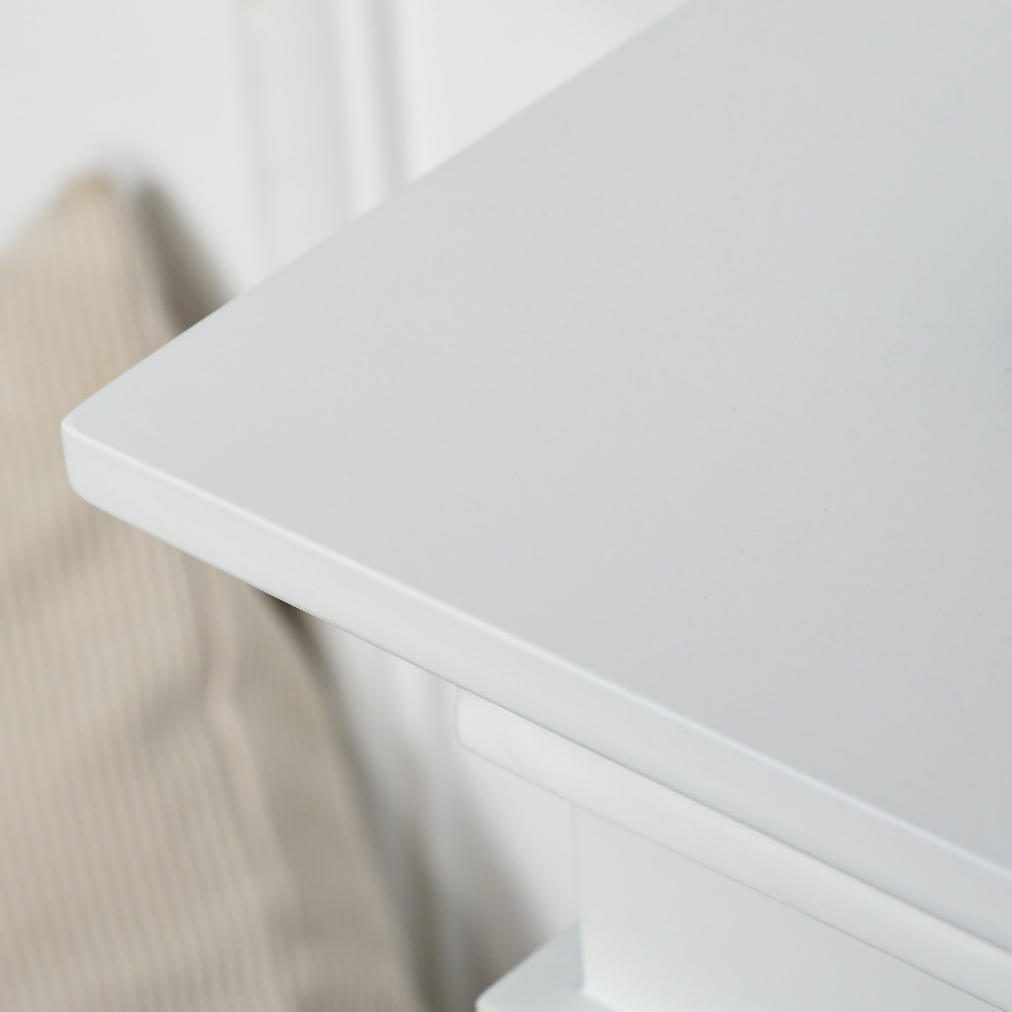 31.5" Freestanding Electric Fireplace Heater with Mantel & Remote Control, 1400W, White