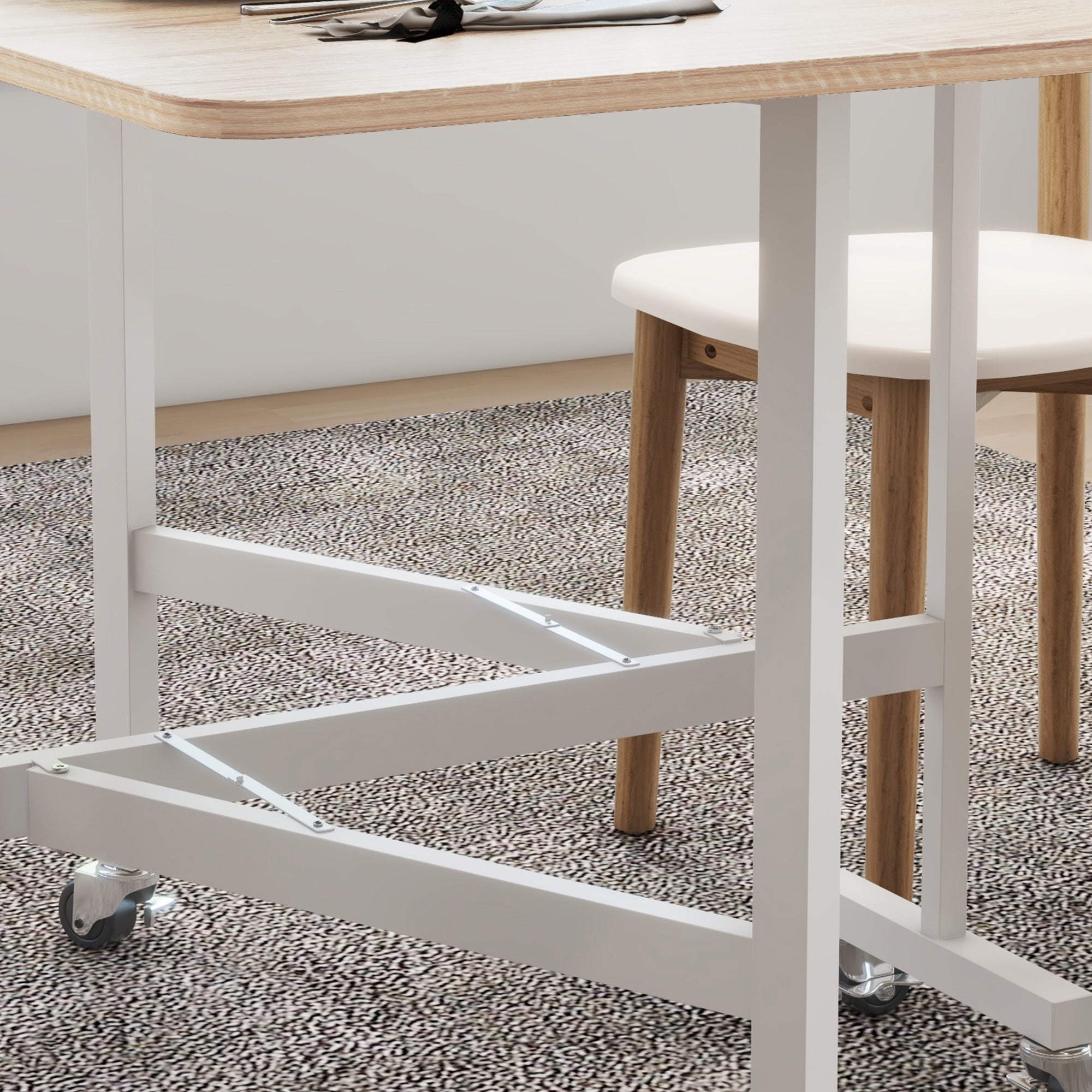 HOMCOM Mobile Drop Leaf Table, Folding Dining Table with 6 Wheels & Brakes, Kitchen Table for Small Spaces, Oak