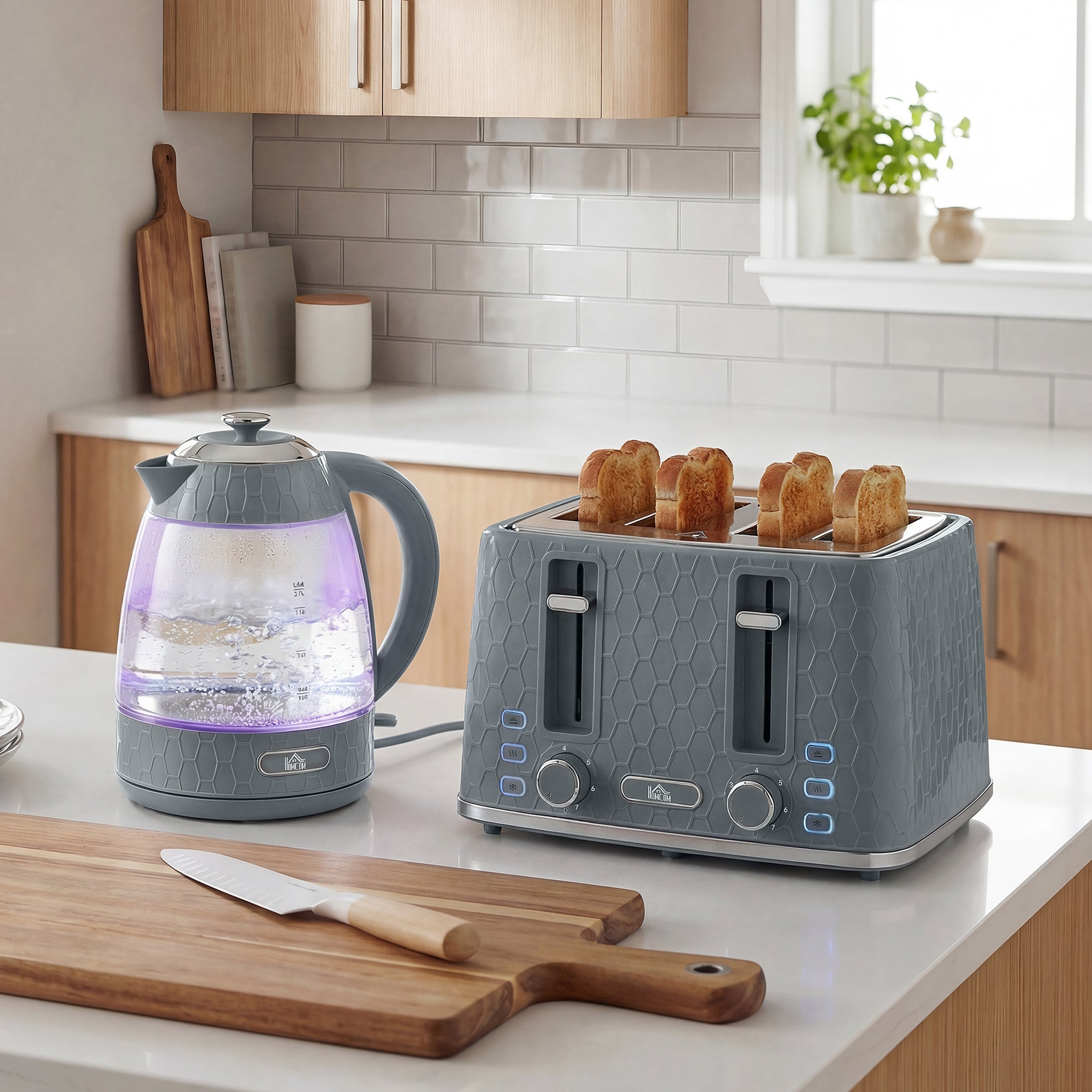 Kettle and Toaster Set, 1.7L 3000W Rapid Boil Jug Kettle with Strix Thermostat, Limescale Filter, 4 Slice Toaster with 7 Browning Controls, Crumb Tray, Grey