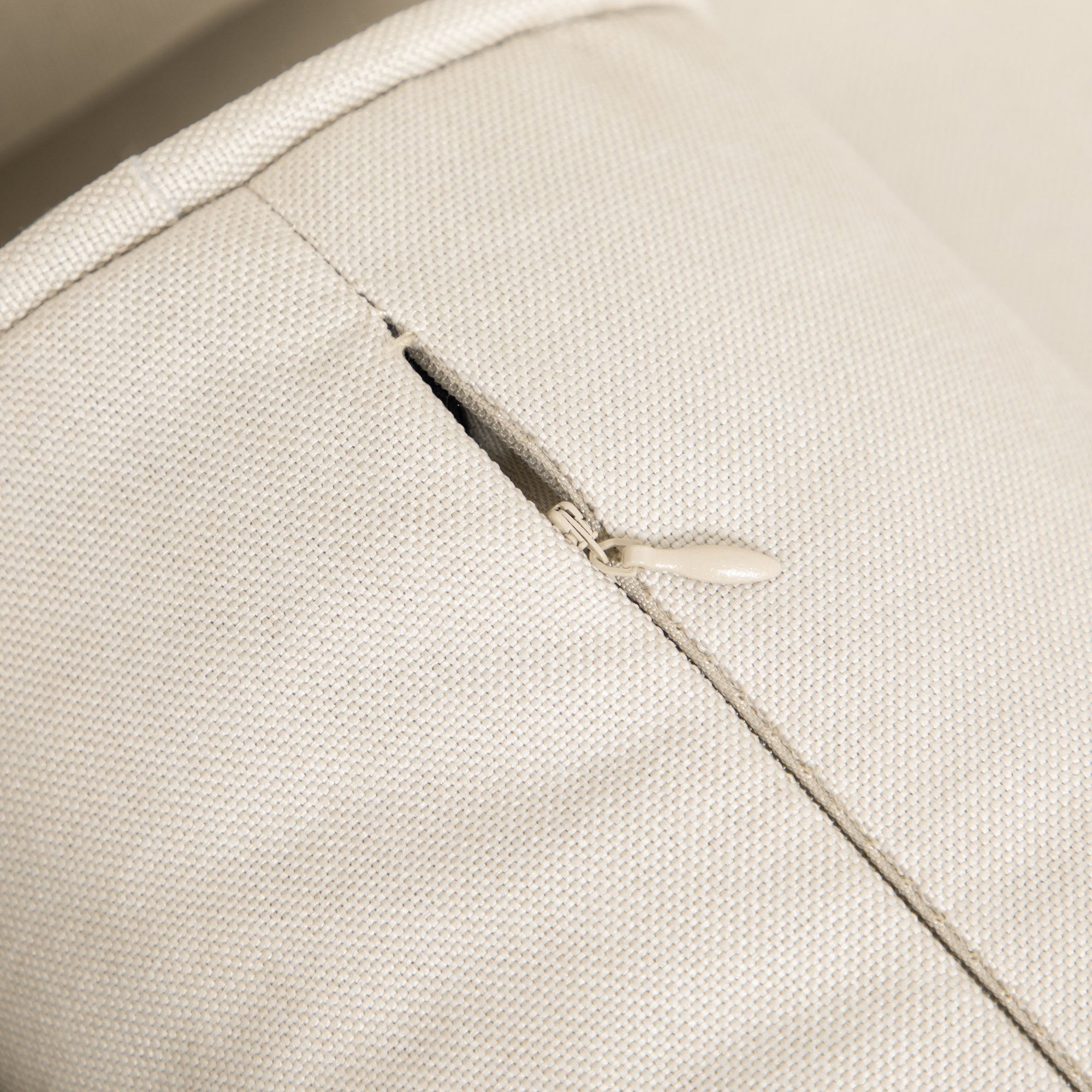 HOMCOM Mid-Century Sofa, Couch with Button-Tufted Back Cushion, Velvet Feel Fabric Upholstery, 2 Cylindrical Pillows and Rubber Wood Legs, Cream White