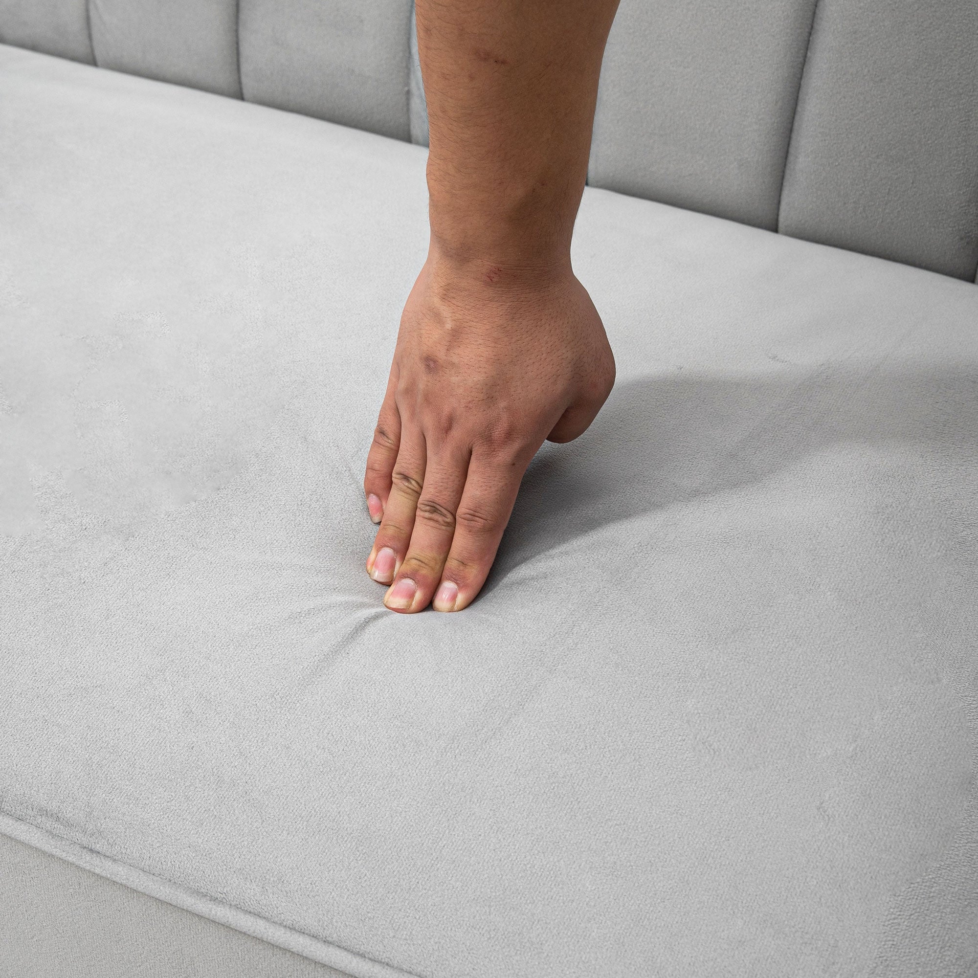 HOMCOM Modern 3 Seater Velvet Sofa Bed, Click Clack Sofa Bed, Button Tufted Sleeper Couch with Split Reclining Backrest and Rubber Wood Legs, Light Grey