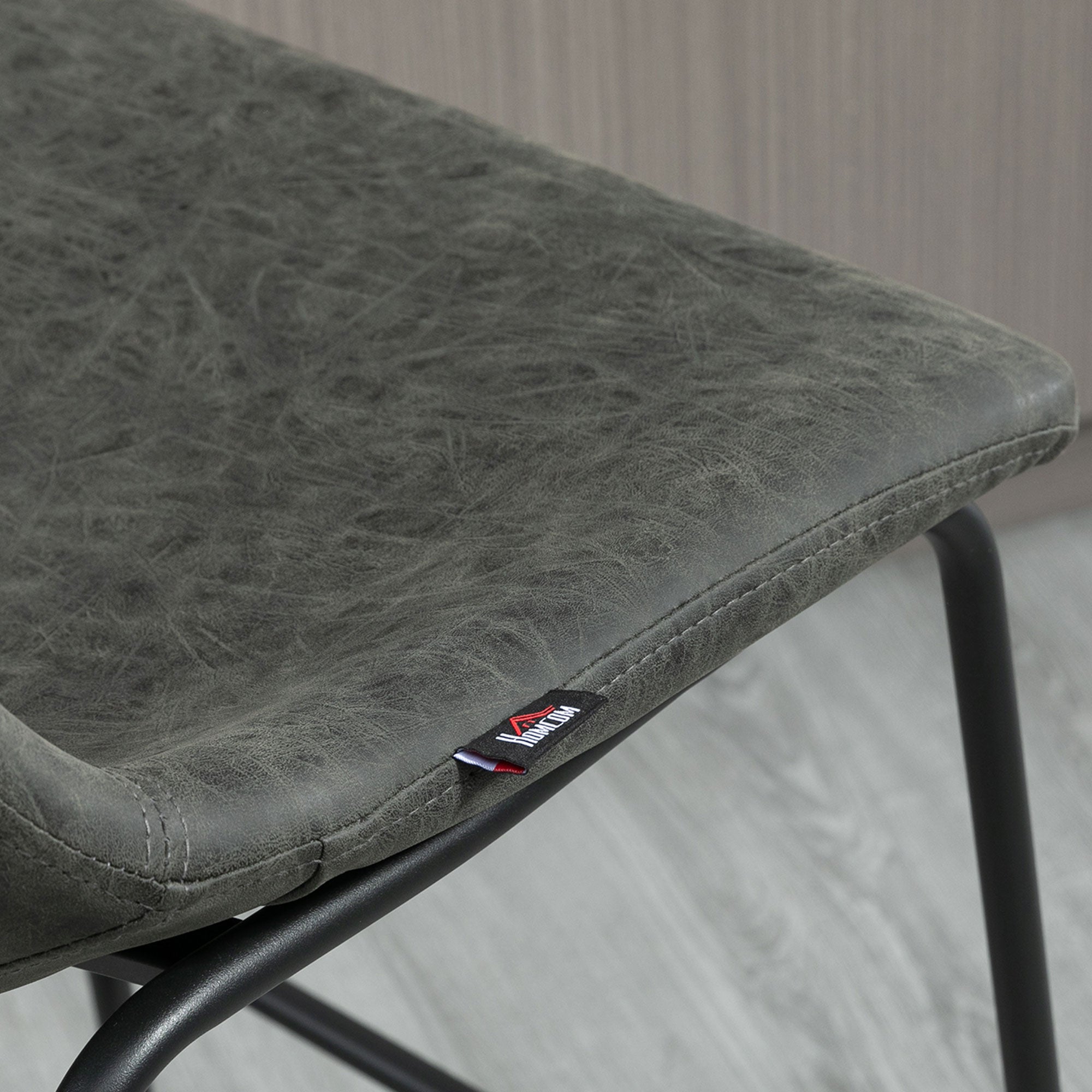 HOMCOM Bar Height Bar Stools Set of 2, Vintage PU Leather Bar Chairs, Kitchen Stools with Footrest for Home Bar, Dark Grey