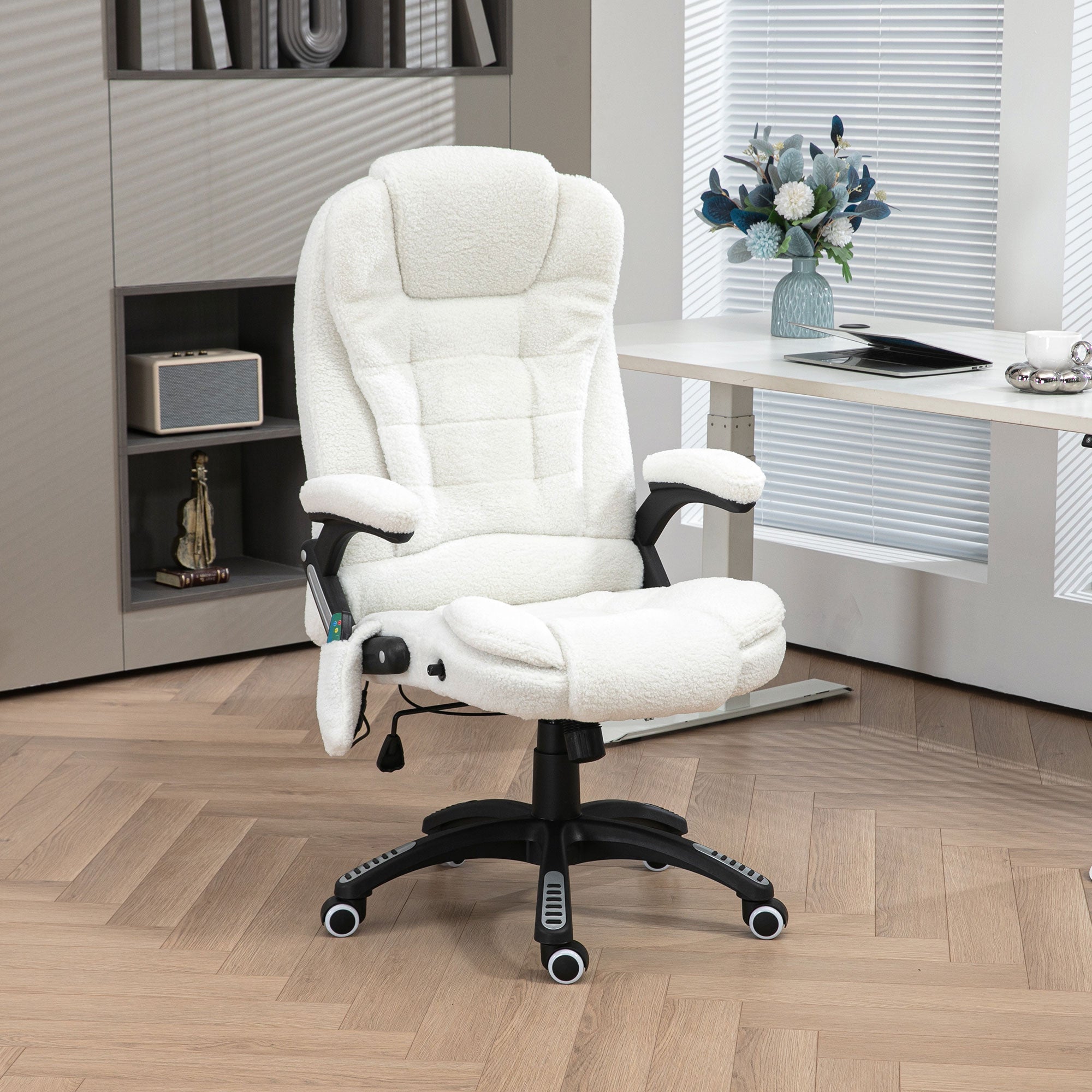 Vinsetto Office Chair, Ergonomic Desk Chair with 6-Point Massage and Back Heated, Boucle-Feel Fabric Computer Gaming Chair with Arms, Lumbar Support, White
