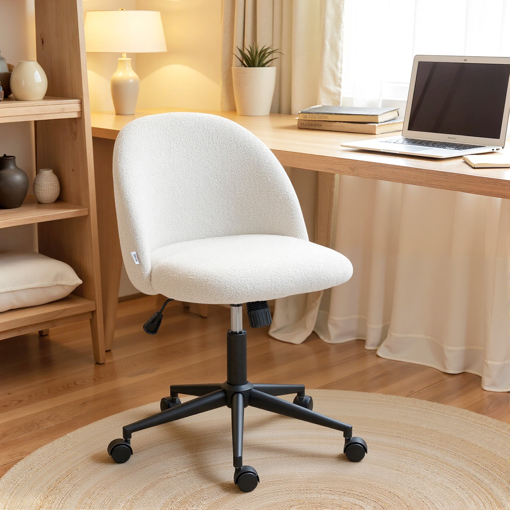 Computer Desk Chair, Teddy Fleece Swivel Office Chair with Height Adjustable, Wheels, High-Resilience Foam, Tilting Function, for Home Study Bedroom Makeup Vanity, Cream White