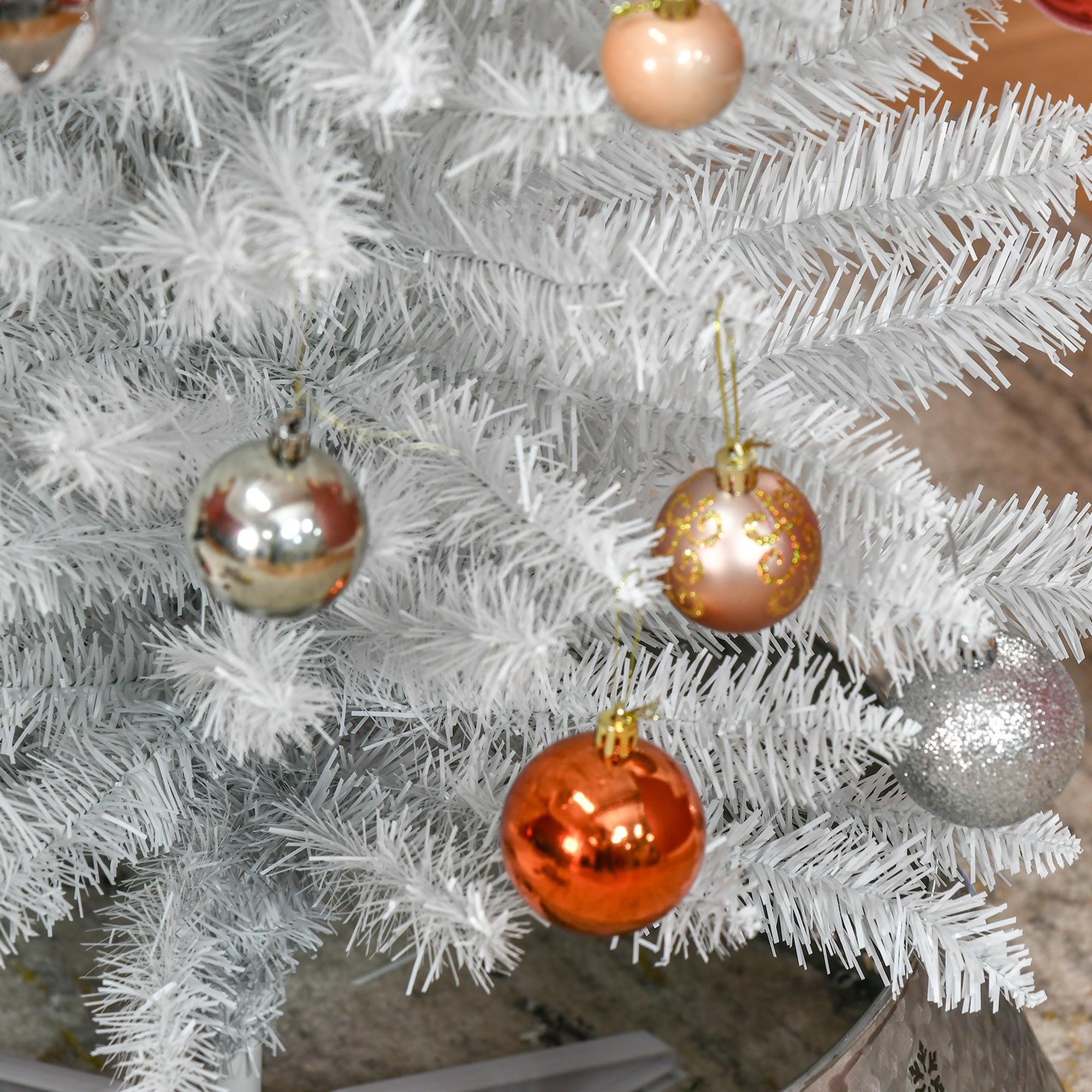 6' Artificial Pencil Christmas Tree, Slim Xmas Tree with 390 Realistic Branch Tips and Plastic Stand, White