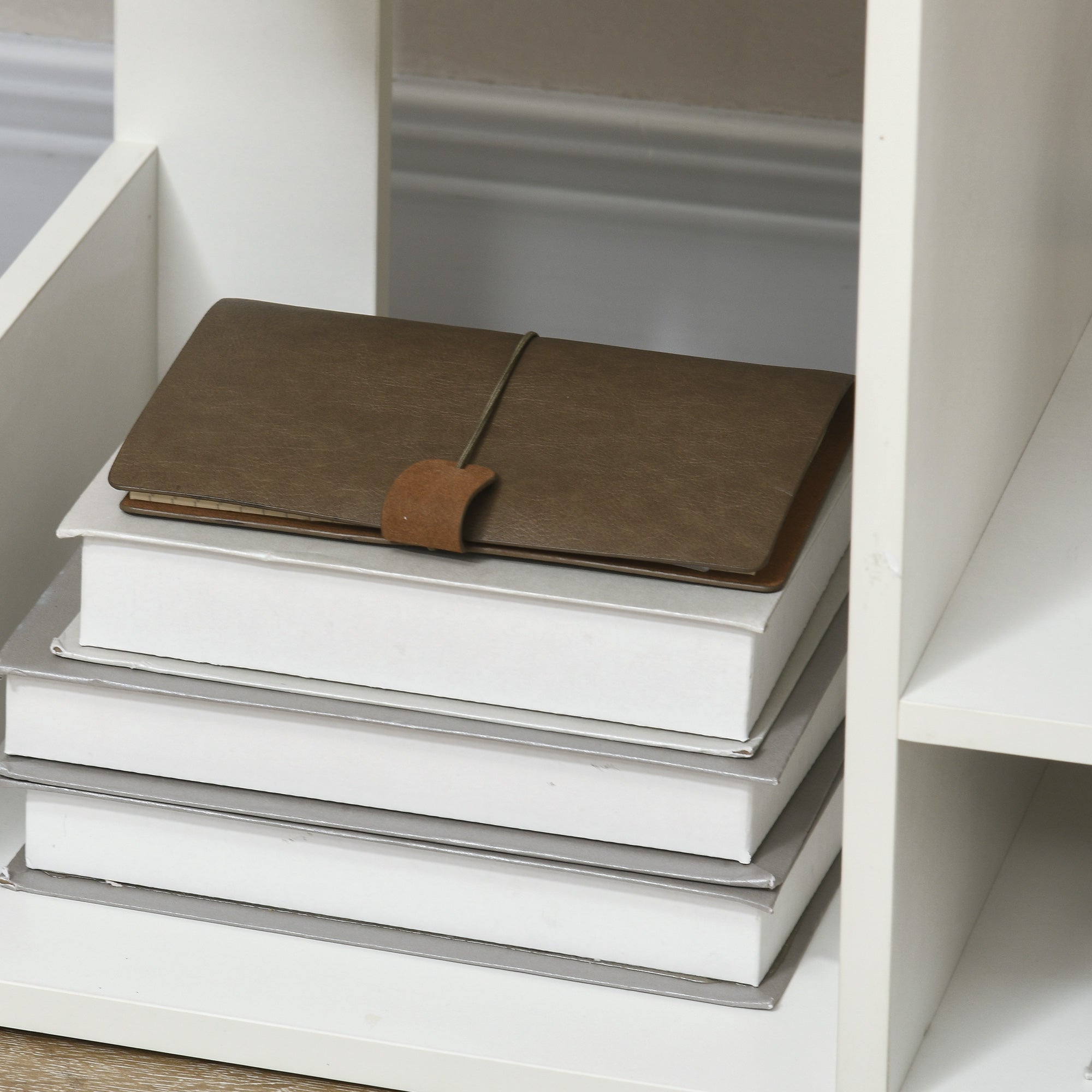 Modern Freestanding Bookcase with 13 Open Shelves, Display Unit for Living Room, White