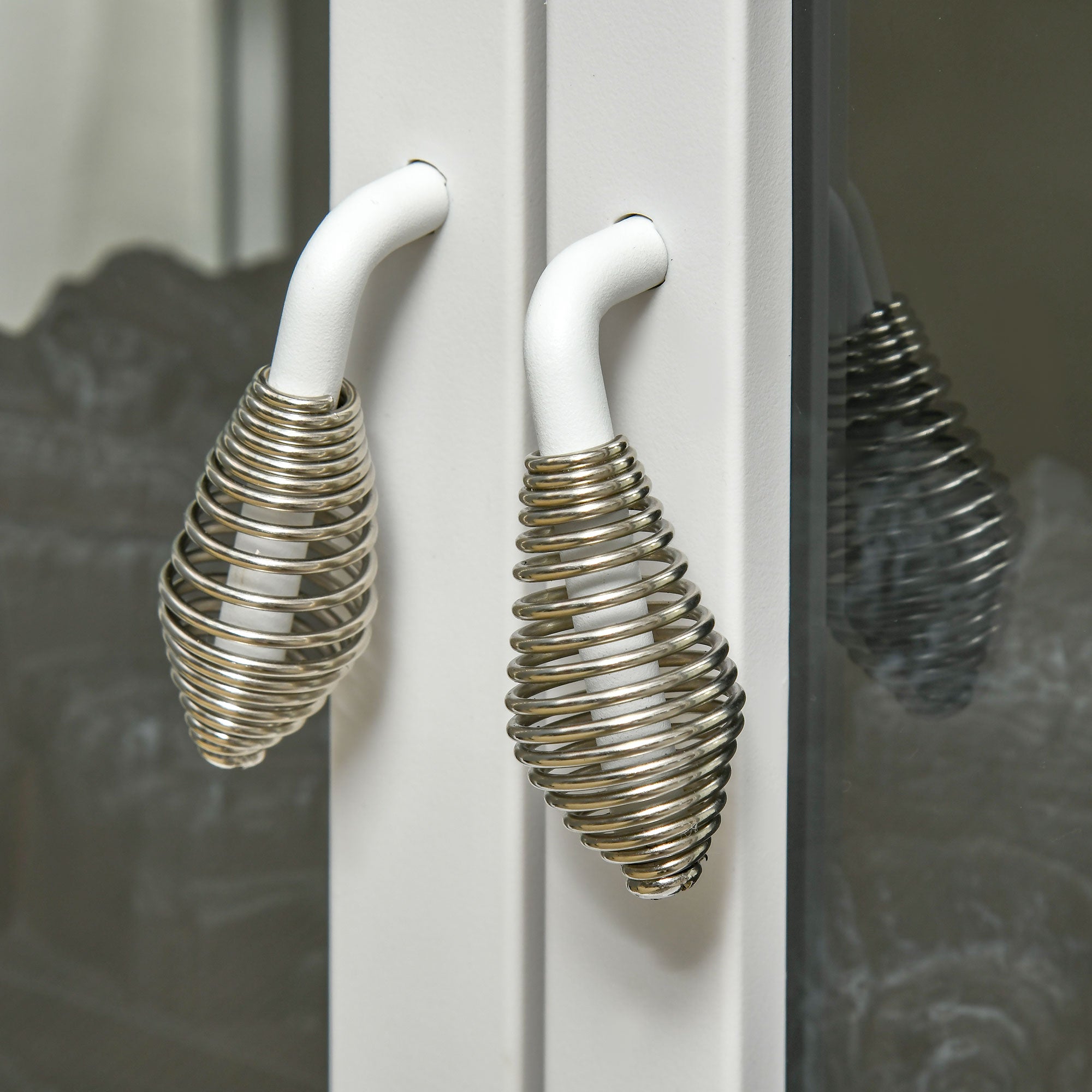 Electric Fireplace Heater Freestanding Fireplace Stove with Realistic Flame Effect, Adjustable Temperature and Overheat Protection, 1400W, White