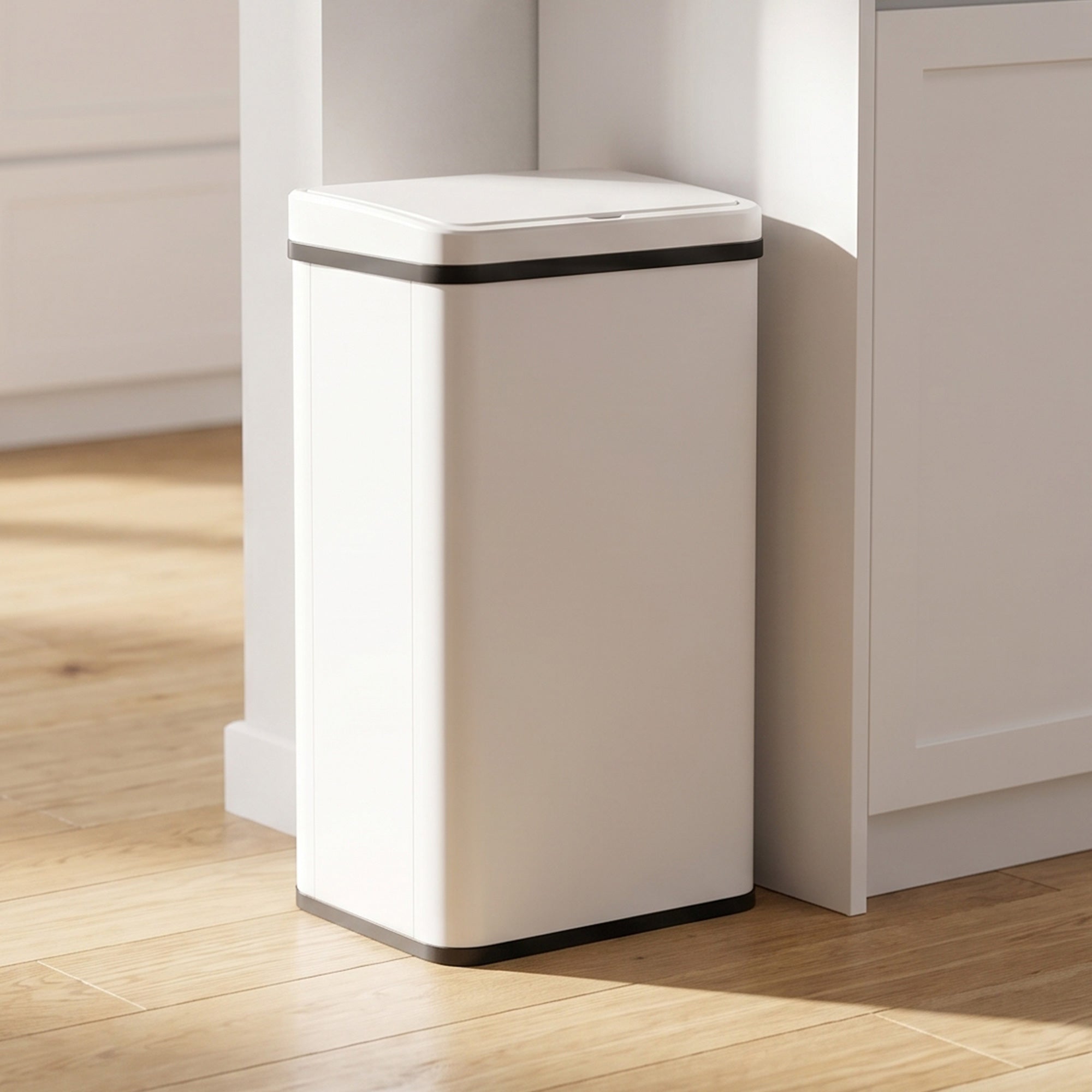 40L Sensor Bin with Quiet Soft-Close Lid, Automatic Touchless Motion Sensor Kitchen Bin with Fingerprint Resistant Stainless Steel for Hygienic Gyms, Home Office Use, White