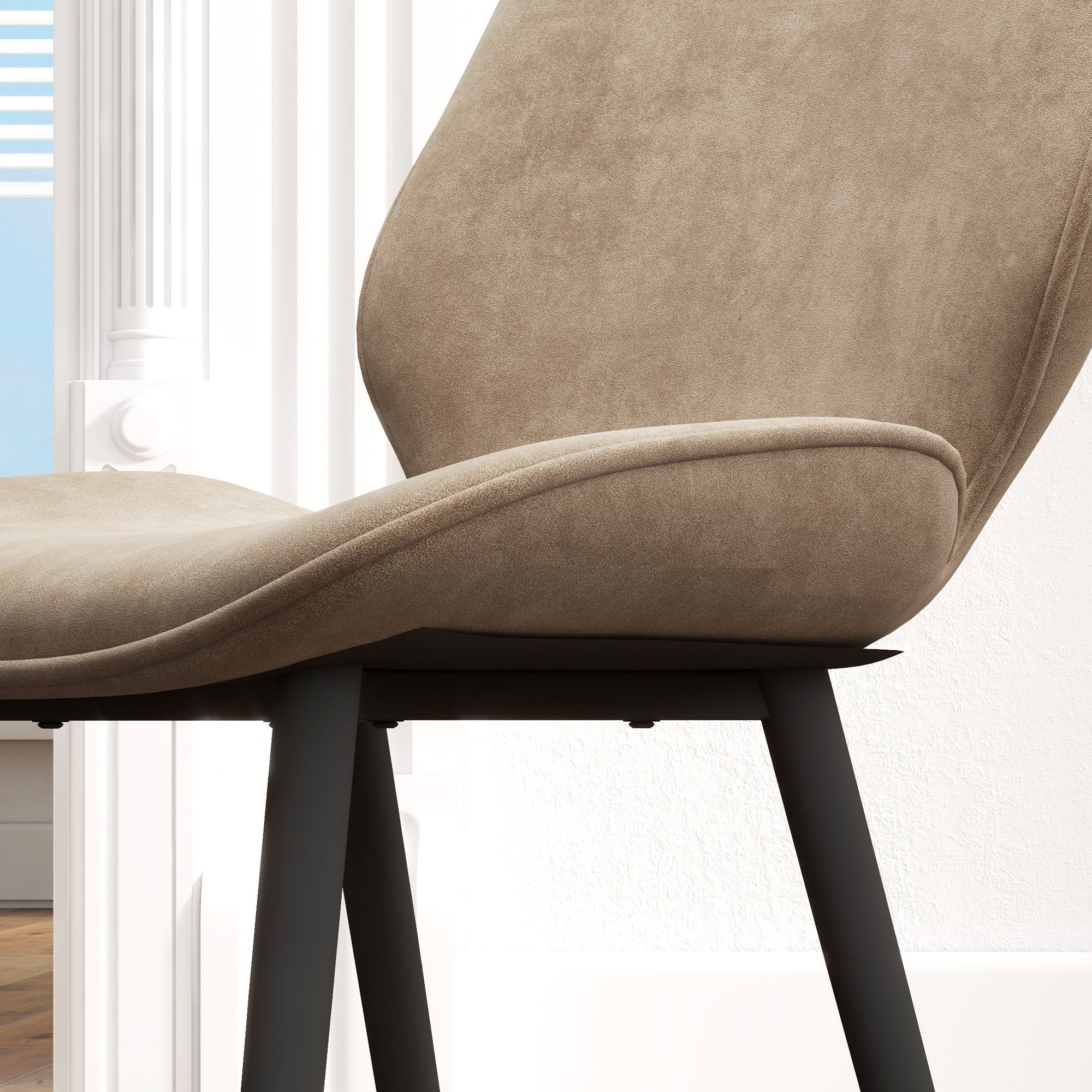 HOMCOM Dining Chairs Set of 2, Velvet Fabric Upholstered Kitchen Chairs with Solid Metal Legs for Dining Room, Living Room, Lounge, Light Brown