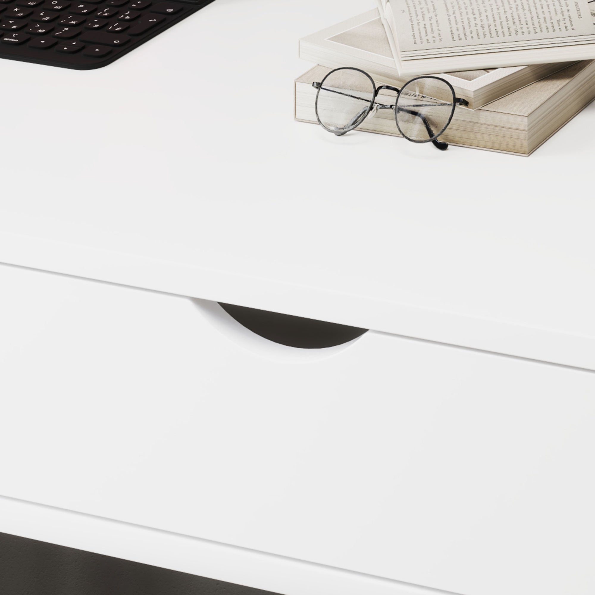 HOMCOM Home Office desk, Computer Desk for Small Spaces, Writing Table with Drawer and Storage Shelves, White