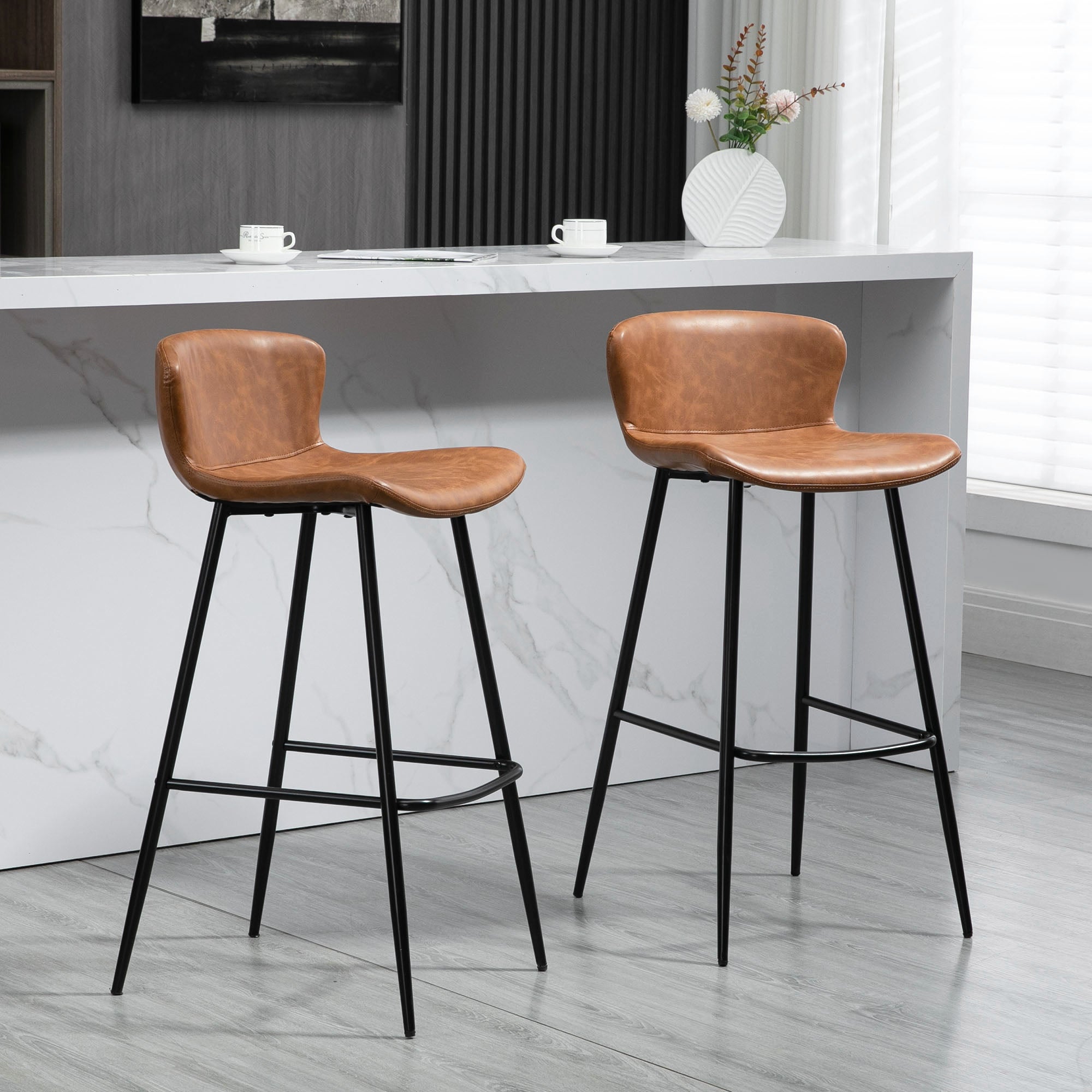 HOMCOM Bar Stools Set of 2, PU Leather Upholstered Bar Chairs, Kitchen Stools with Backs and Steel Legs for Dining Room, Brown