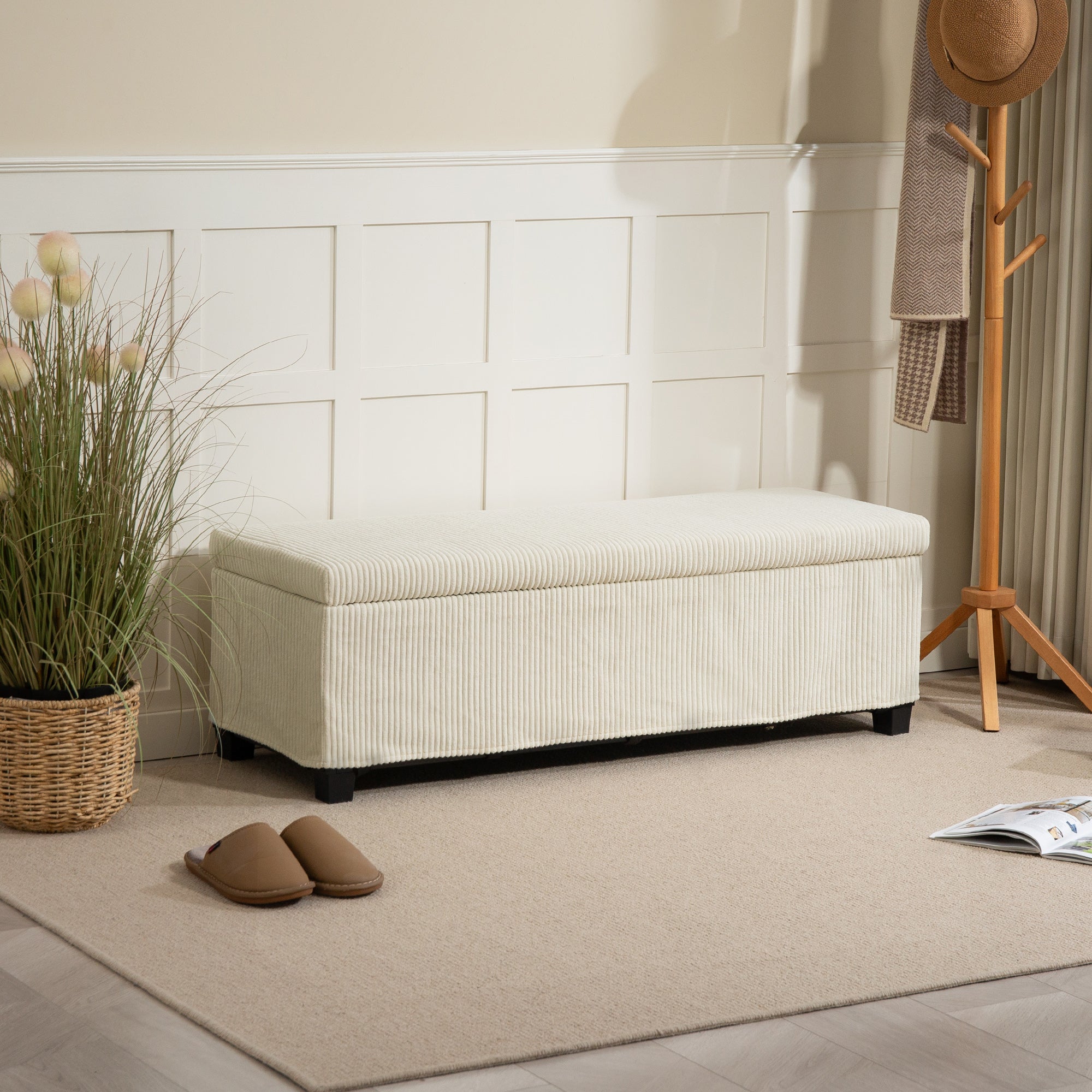 HOMCOM 47 Inches Storage Ottoman Bench, Foot Rest with Legs, Removable Lid, End of Bed Bench, Corduroy Storage Chest for Living Room, Bedroom, Entryway, Beige