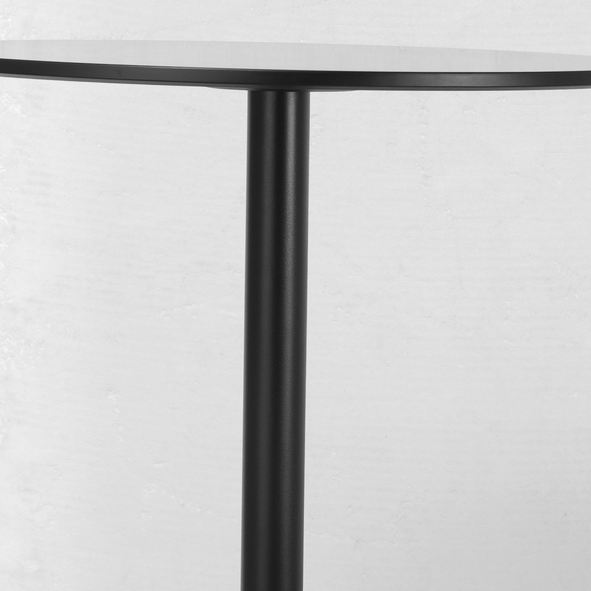 HOMCOM Round Dining Table, Modern Kitchen Table with Steel Base, Non-slip Foot Pad for Living Room, Dining Room, Black