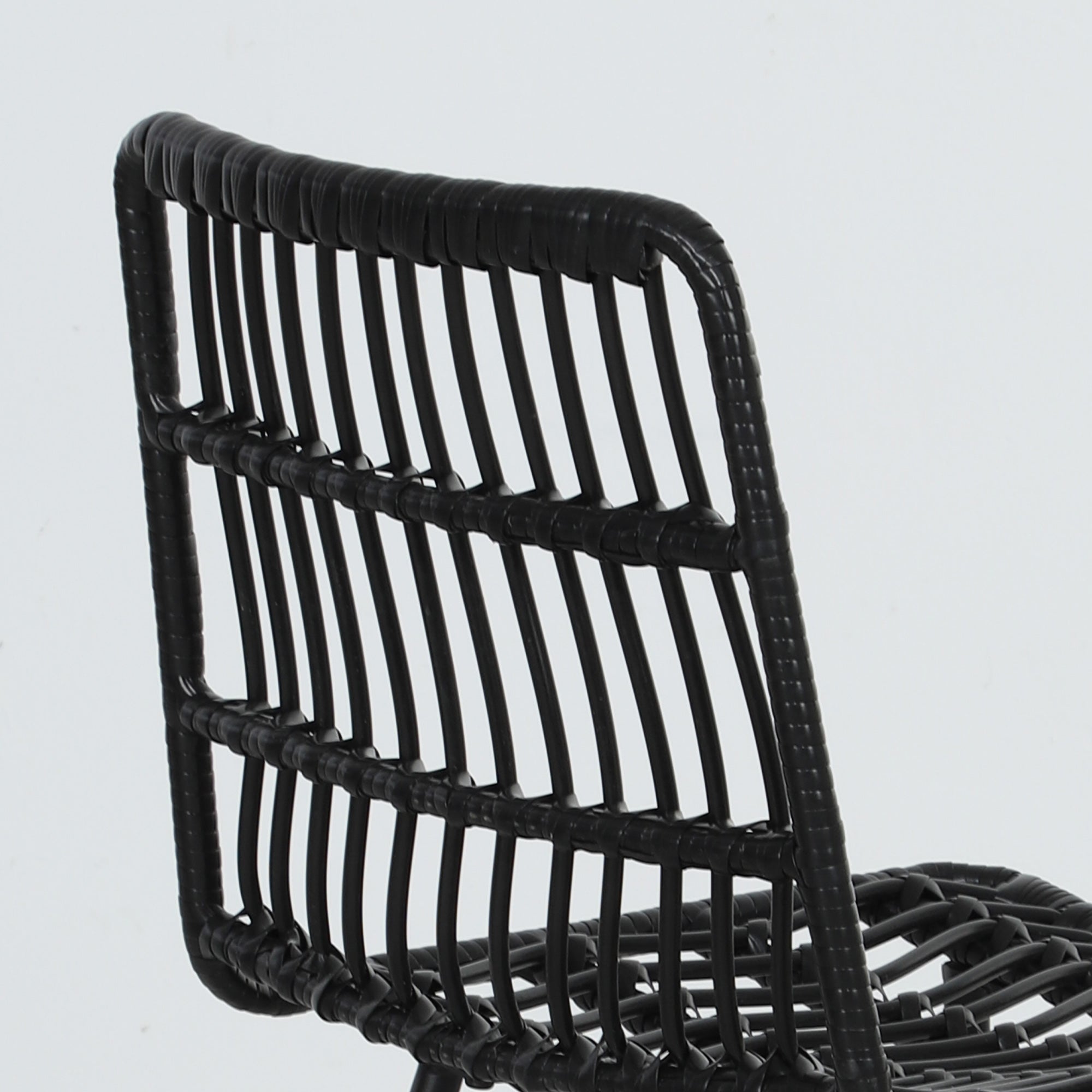 HOMCOM Rattan Counter Height Bar Stools Set of 2, 26" Wicker Barstools with Back, Modern Bar Chairs for Kitchen Island, Kitchen Counter and Dining Room, Black