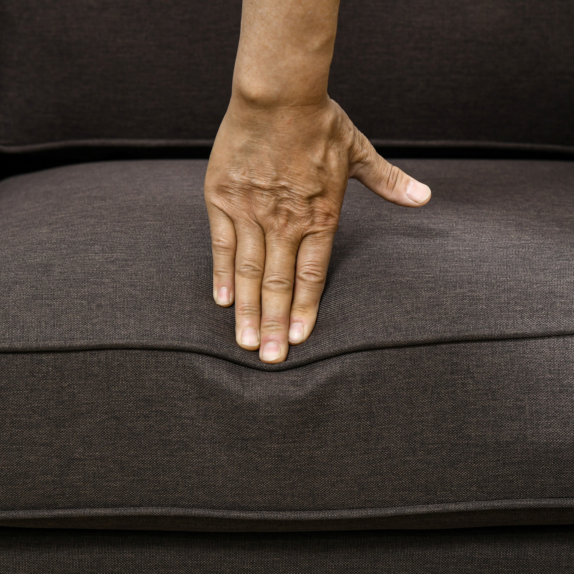 HOMCOM 2 Seater Sofa, Fabric Sofa Couch with Nailhead Trim Rolled Arm and Slatted Wood Frame, Upholstered Loveseat Sofa Settee for Living Room, Bedroom, Home Office, Dark Brown