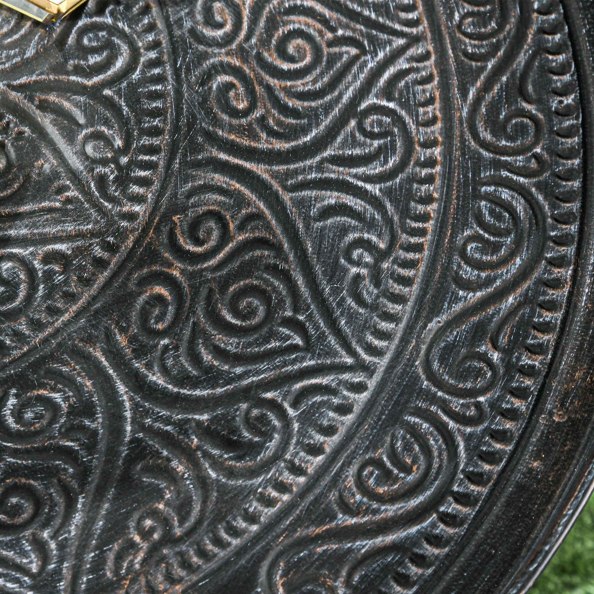 24" Round Center Table with Hammered Tray Top and Metal Frame for Bedroom, Pewter