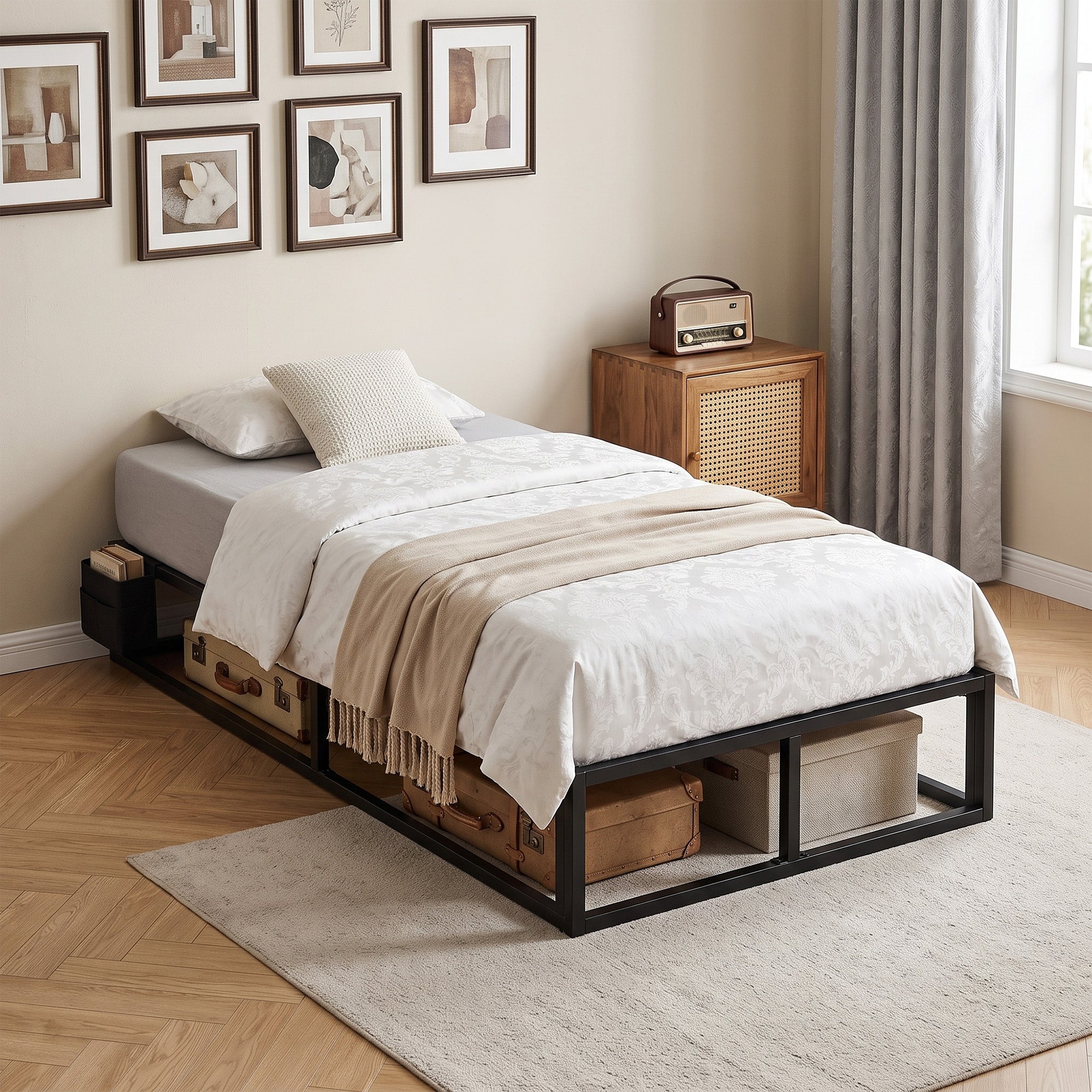 3ft Single Bed Frame with Storage Bag, 12 Slats Metal Platform Bed Frame, Mattress Foundation, Noise-Reducing centre Bar and Anti-Slip Pads, Wood Slat Support, Strong Support, Black
