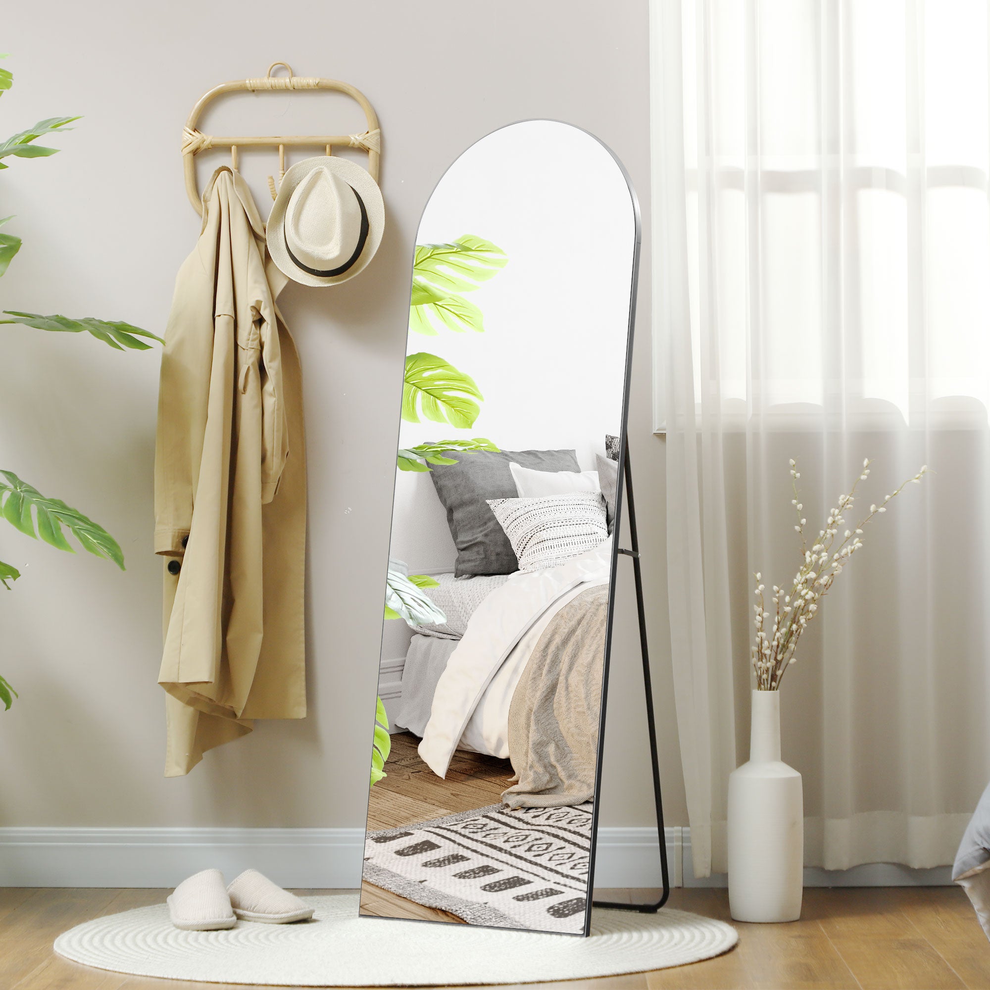 HOMCOM Arched Full Length Mirror, 50 x 150cm Wall Mounted, Leaning, Free Standing Mirror, Frameless Full Body Mirror for Living Room, Bedroom, Black