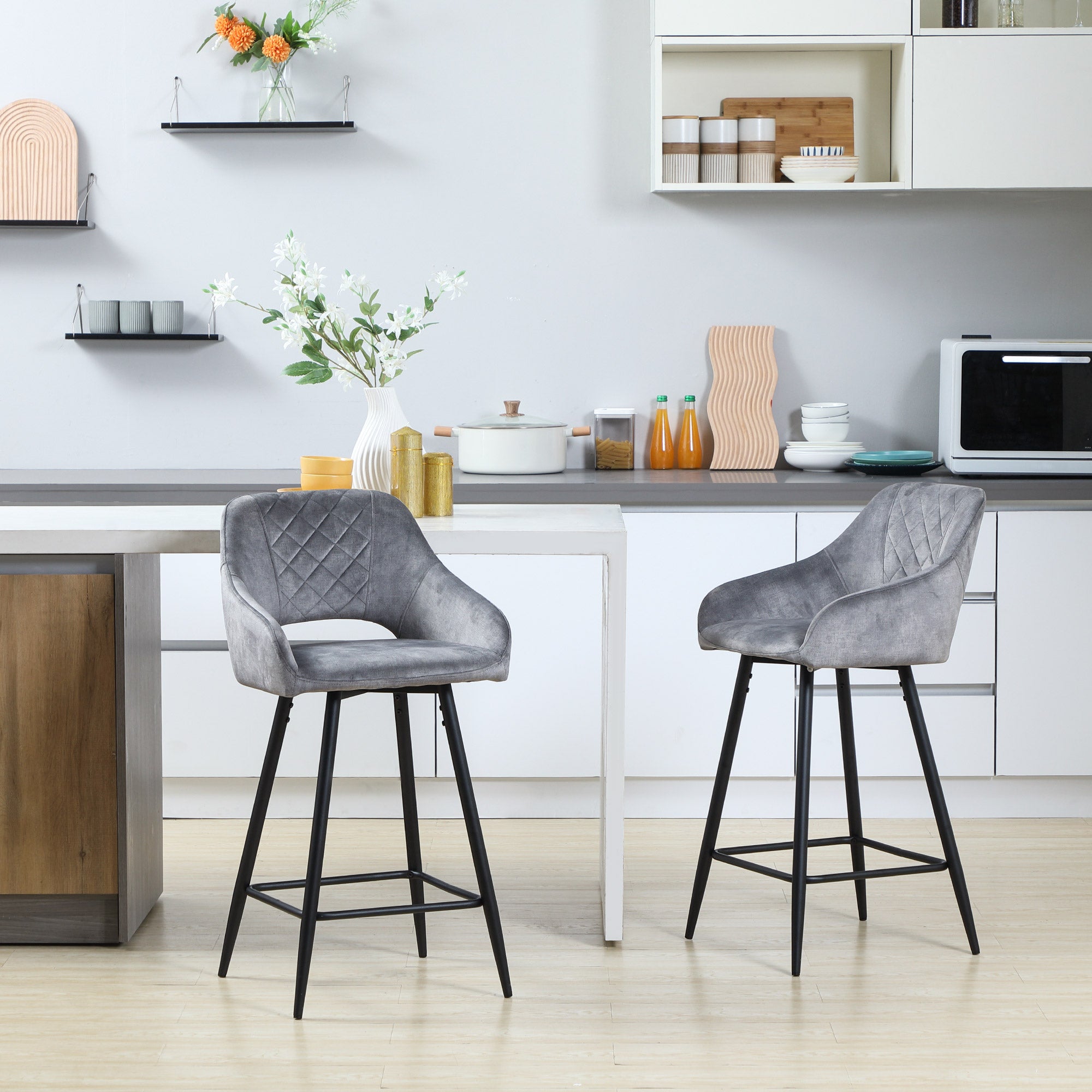 HOMCOM Bar Stools Set of 2, Velvet-Touch Fabric Counter Height Bar Chairs, Kitchen Stools with Steel Legs for Dining Area, Kitchen Island Barstools, Grey