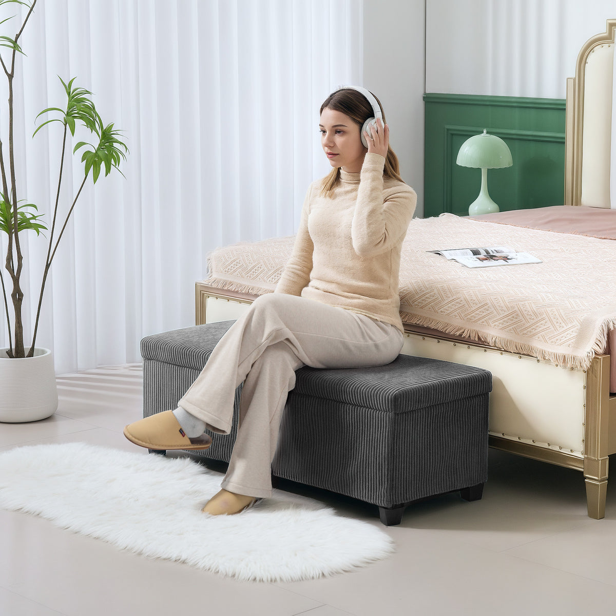 Storage Ottoman Bench, Corduroy Bedroom Bench with Storage, Removable Lid, Legs, 44 Inches Foot Stool for Living Room, Bedroom, Entryway, Grey