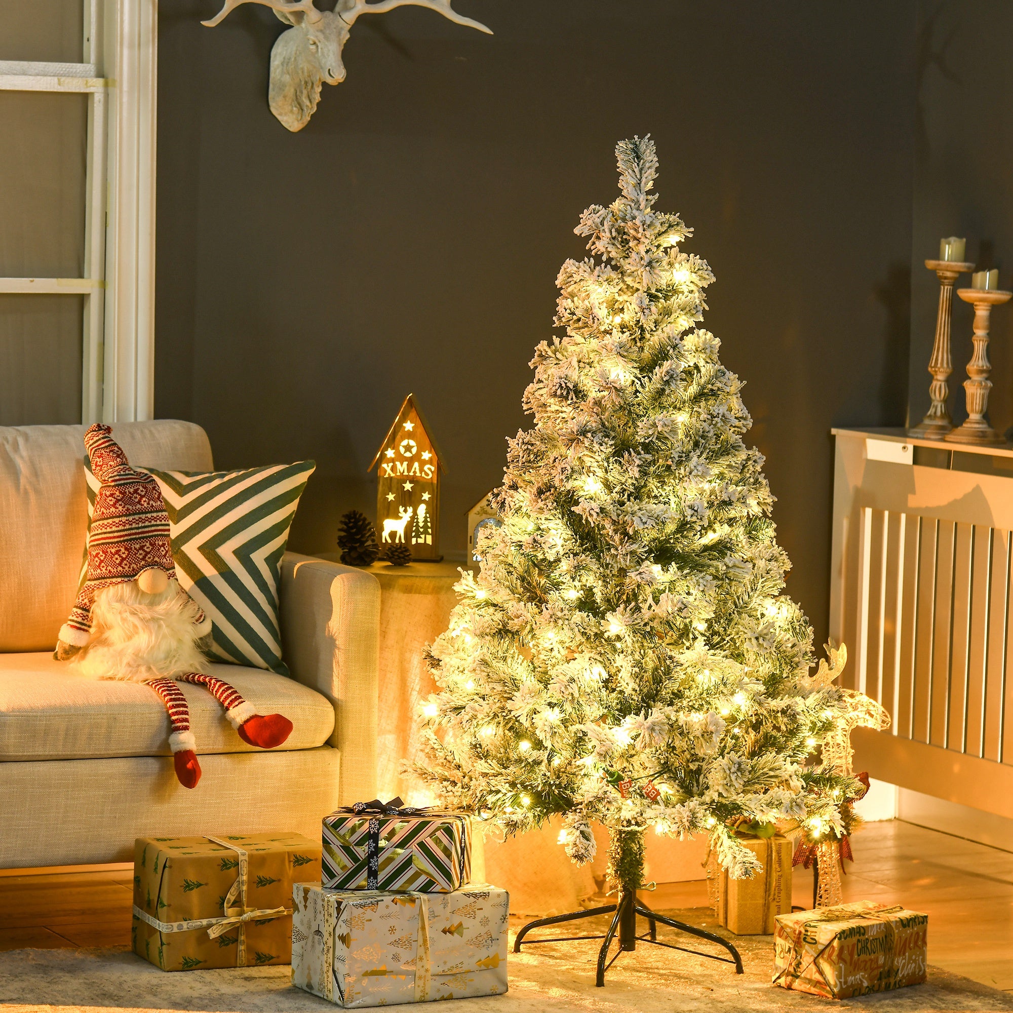 HOMCOM 4.5ft Pre Lit Snow Flocked Artificial Christmas Tree Holiday Décor with 150 Warm White or Colourful LED Lights and 311 Tips, Steel Base