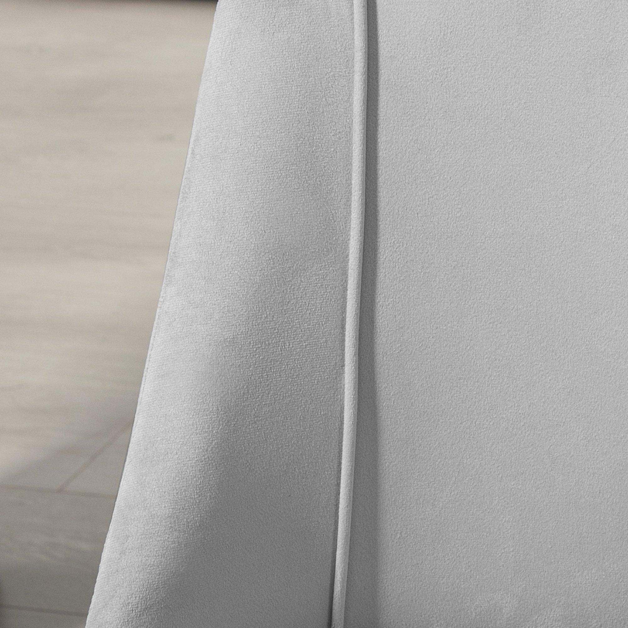 HOMCOM Dining Chairs Set of 6, Modern Kitchen Chairs with Velvet-touch Upholstery, Curved Back and Wood-grain Steel Legs, Accent Chairs for Living Room, Bedroom, Grey