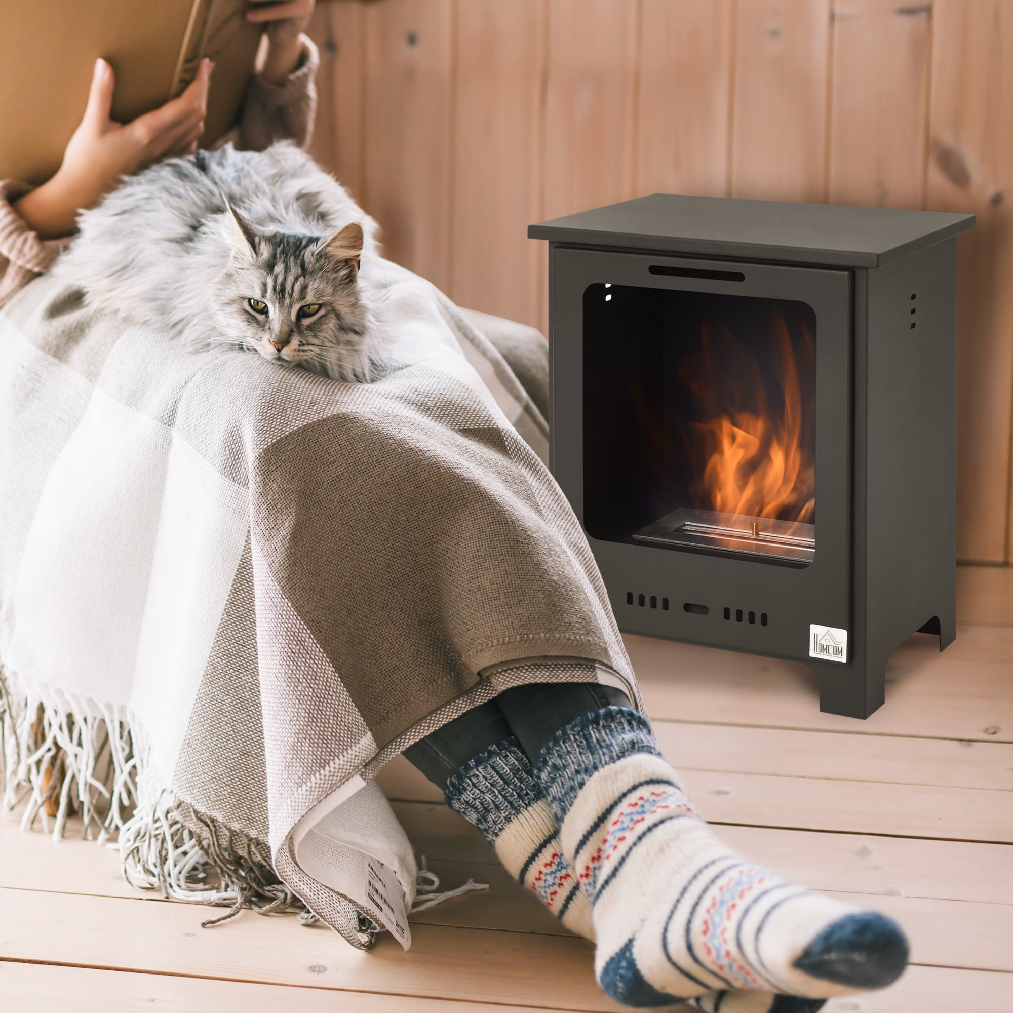 HOMCOM Freestanding Ethanol Fireplace, Bioethanol Fire with 0.9L Tank, 3 Hours Burning Time for Indoor, Black