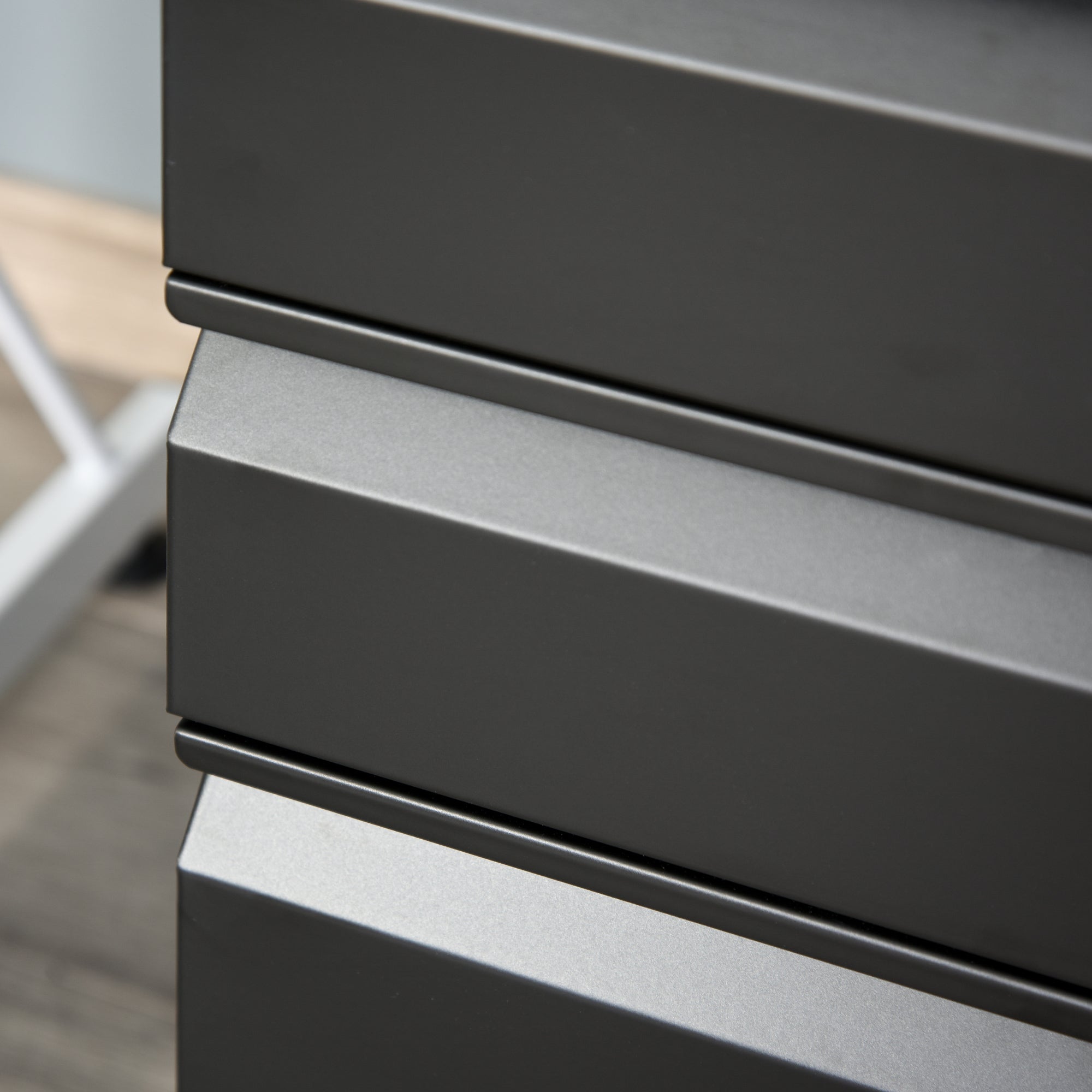 Vinsetto Mobile Vertical File Cabinet Lockable Metal Filling Cabinet with 3 Drawers Anti-tilt Design for Letter A4 Legal Size Fully Assembled Except Casters Black