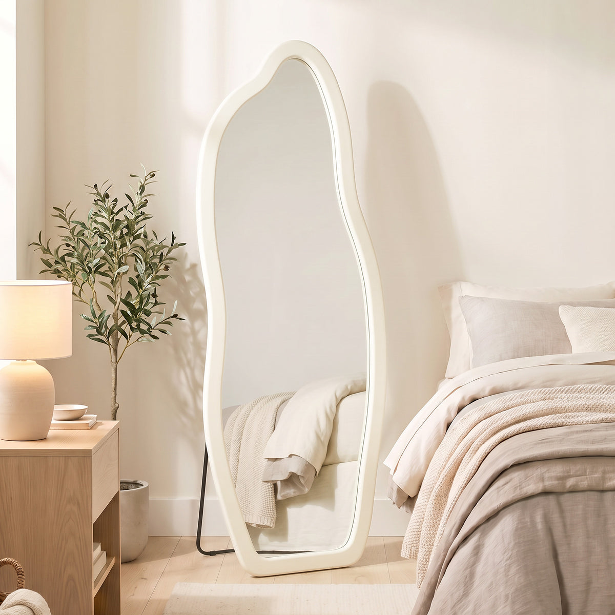 63" x 23.6" Full Length Mirror, Freestanding or Wall-Mounted Full Body Mirror with Velvet Padded Frame and Arched Top for Living Room, Bedroom, Cream White