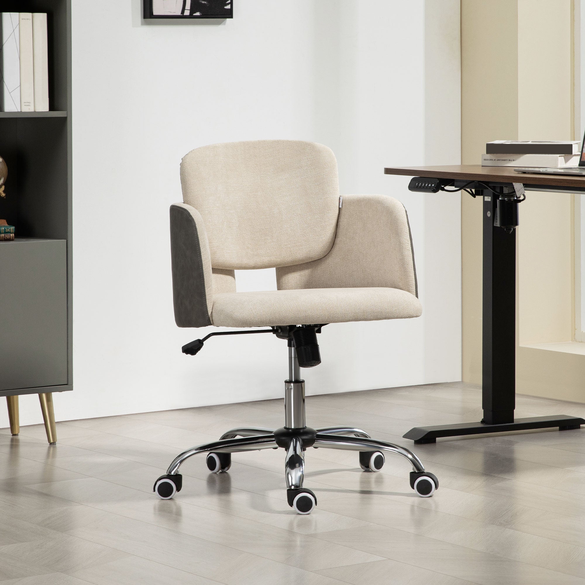 HOMCOM Fabric Office Chair, Height Adjustable Small Desk Chair with Swivel Wheels and Tilt Function, Computer Chair, Cream White