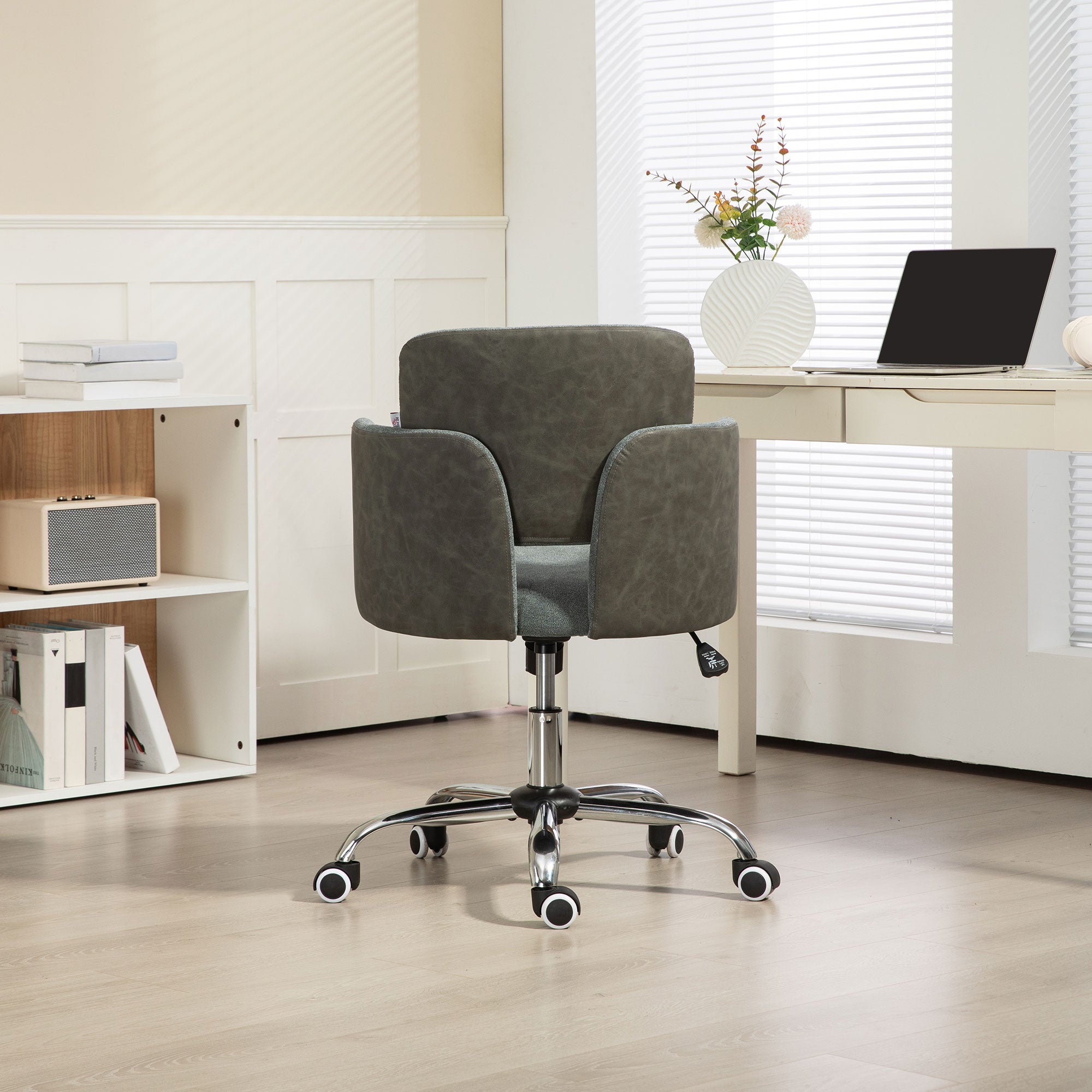 HOMCOM Fabric Office Chair, Height Adjustable Small Desk Chair with Swivel Wheels and Tilt Function, Computer Chair, Grey