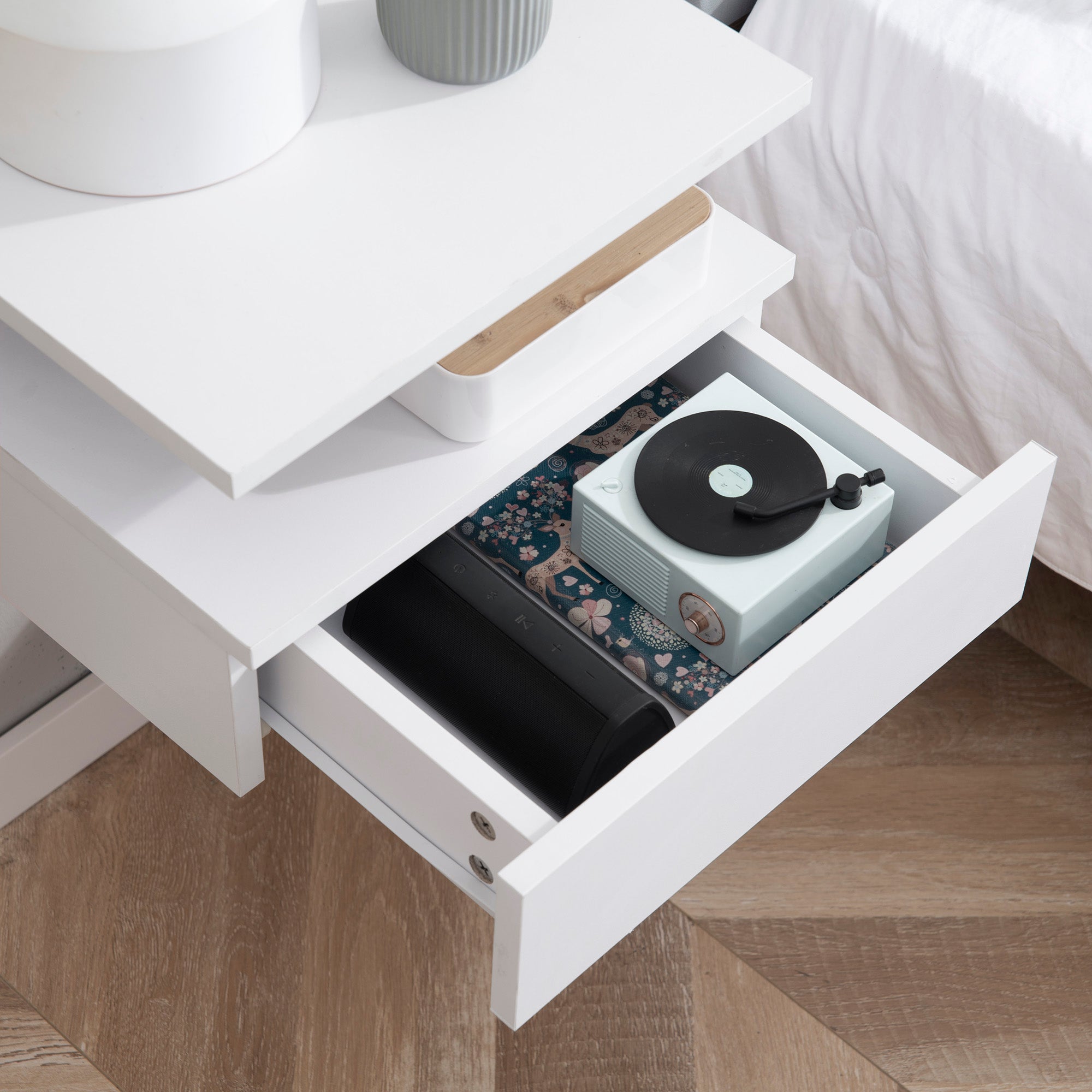 HOMCOM Floating Bedside Table Set of 2, Wall Mount Nightstands with Storage Drawer and Open Shelf for Bedroom, White