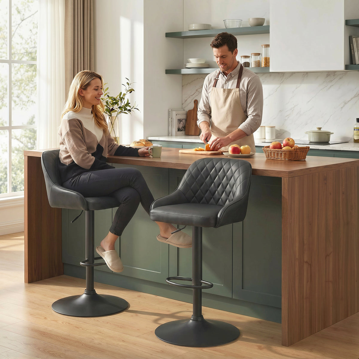 Adjustable Bar Stools Set of 2, Modern Swivel Counter Height Barstools with Back, Footrest, PU Leather Upholstered Bar Chairs for Kitchen Island Counter Dining Room, Black