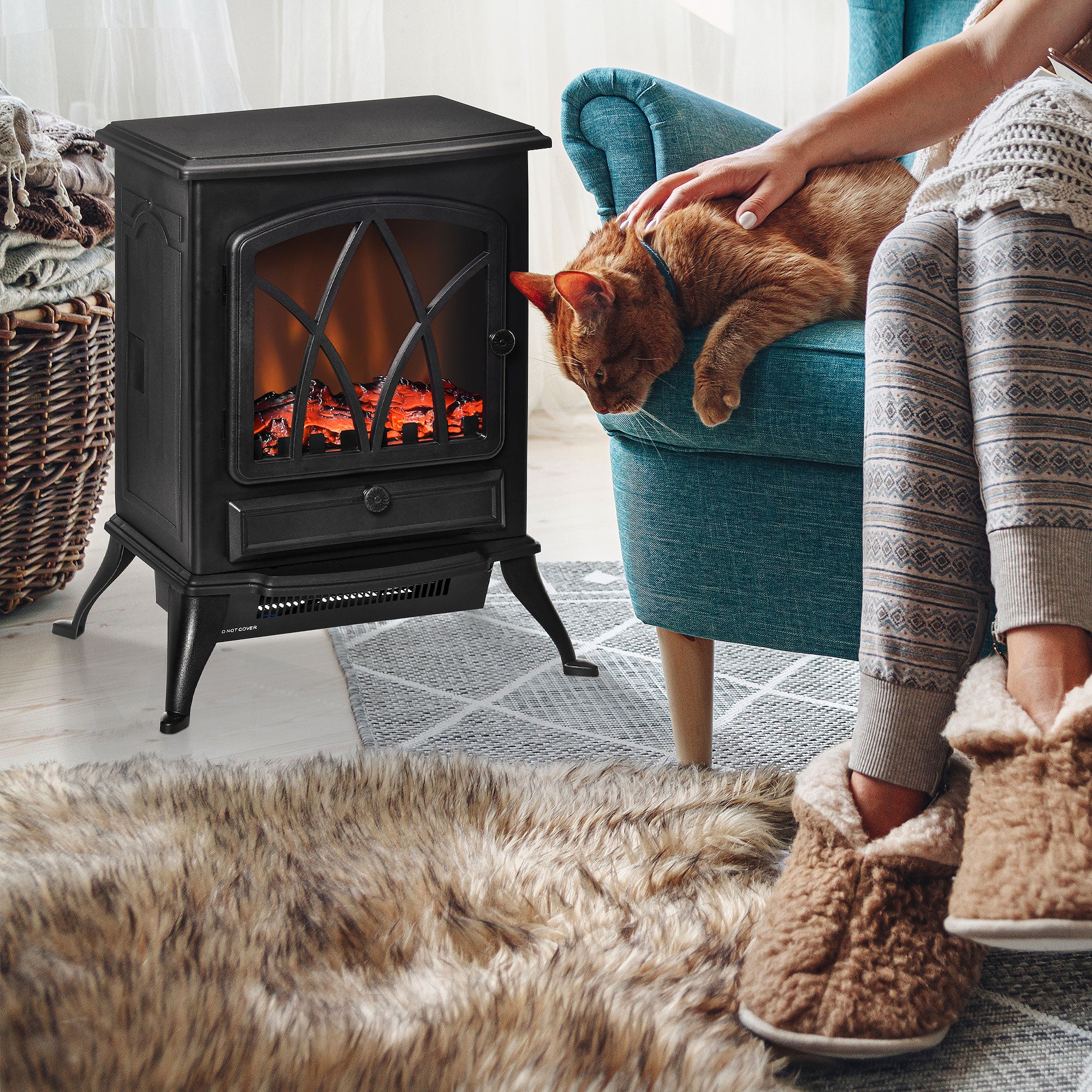 Electric Fireplace Heater Freestanding Fireplace Stove with Adjustable LED Flame Effect and Front Door, 750W/1500W, Black