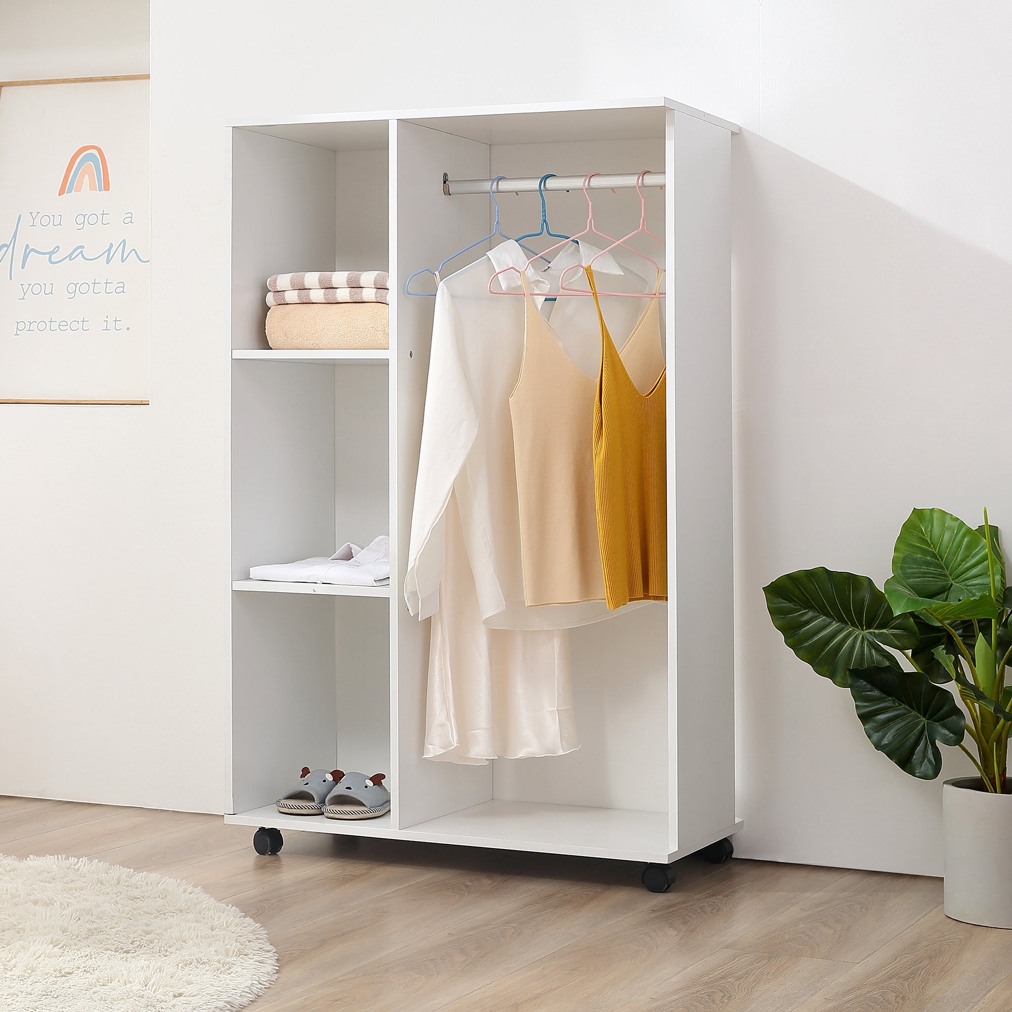 HOMCOM Open Wardrobe on Wheels with Clothes Rail, Bedroom Clothes Storage with Hanging Rod, 3 Storage Shelves, Mobile Garment Rack for Cloakroom, Hallway, White