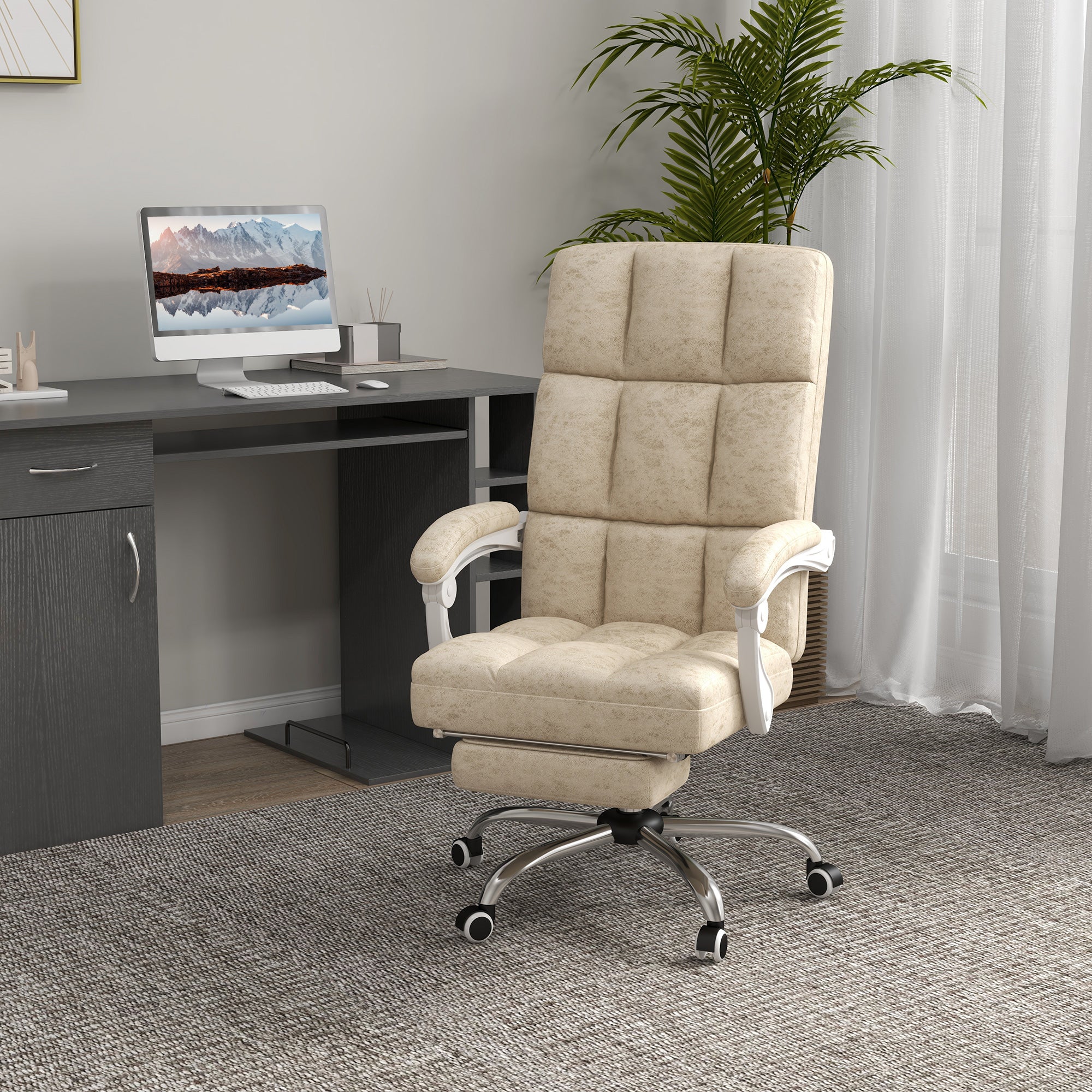 Vinsetto Massage Office Chair, Ergonomic Desk Chair, Comfy Work Study Chair with Heat, Padded Seat, 135° Reclining Back and Footrest for Home Office, Beige