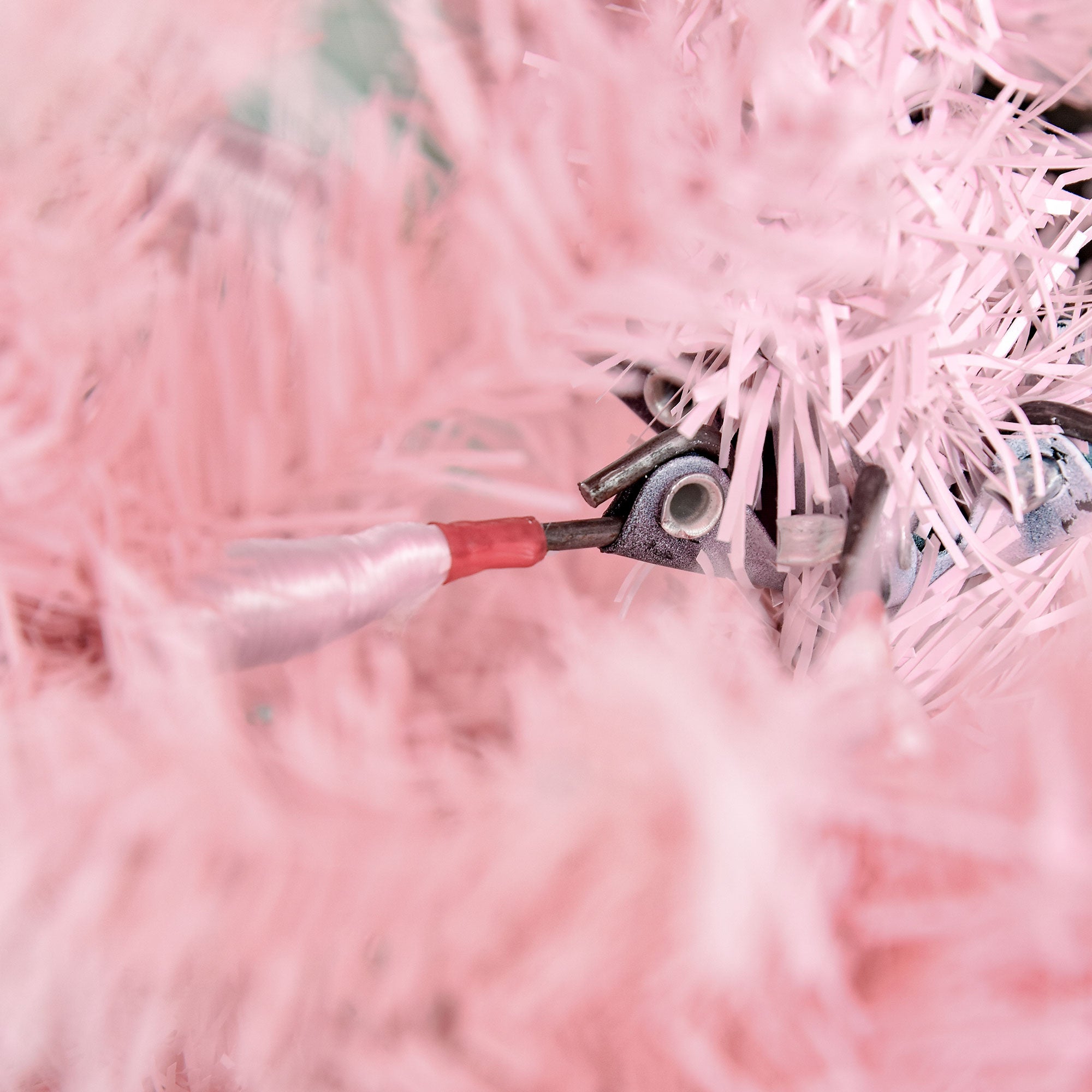 HOMCOM 6FT Artificial Christmas Tree Holiday Xmas Holiday Pencil Tree Decoration with Automatic Open for Home Party, Pink