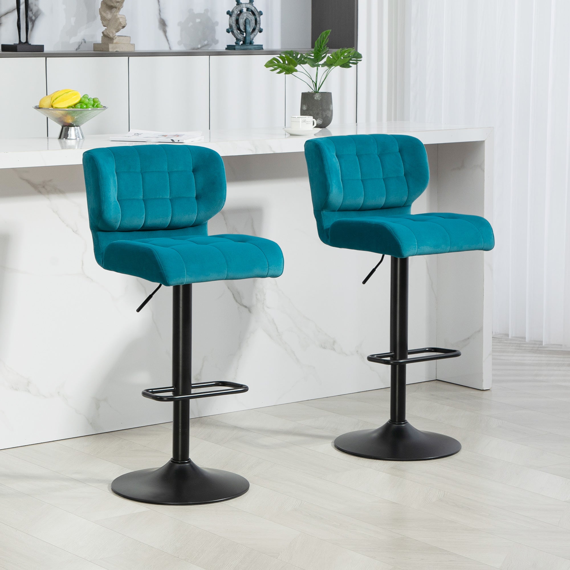 HOMCOM Adjustable Bar Stools Set of 2, Swivel Tufted Velvet Fabric Barstools with Footrest and Back, Bar Chairs for Kitchen Counter and Dining Room, Blue