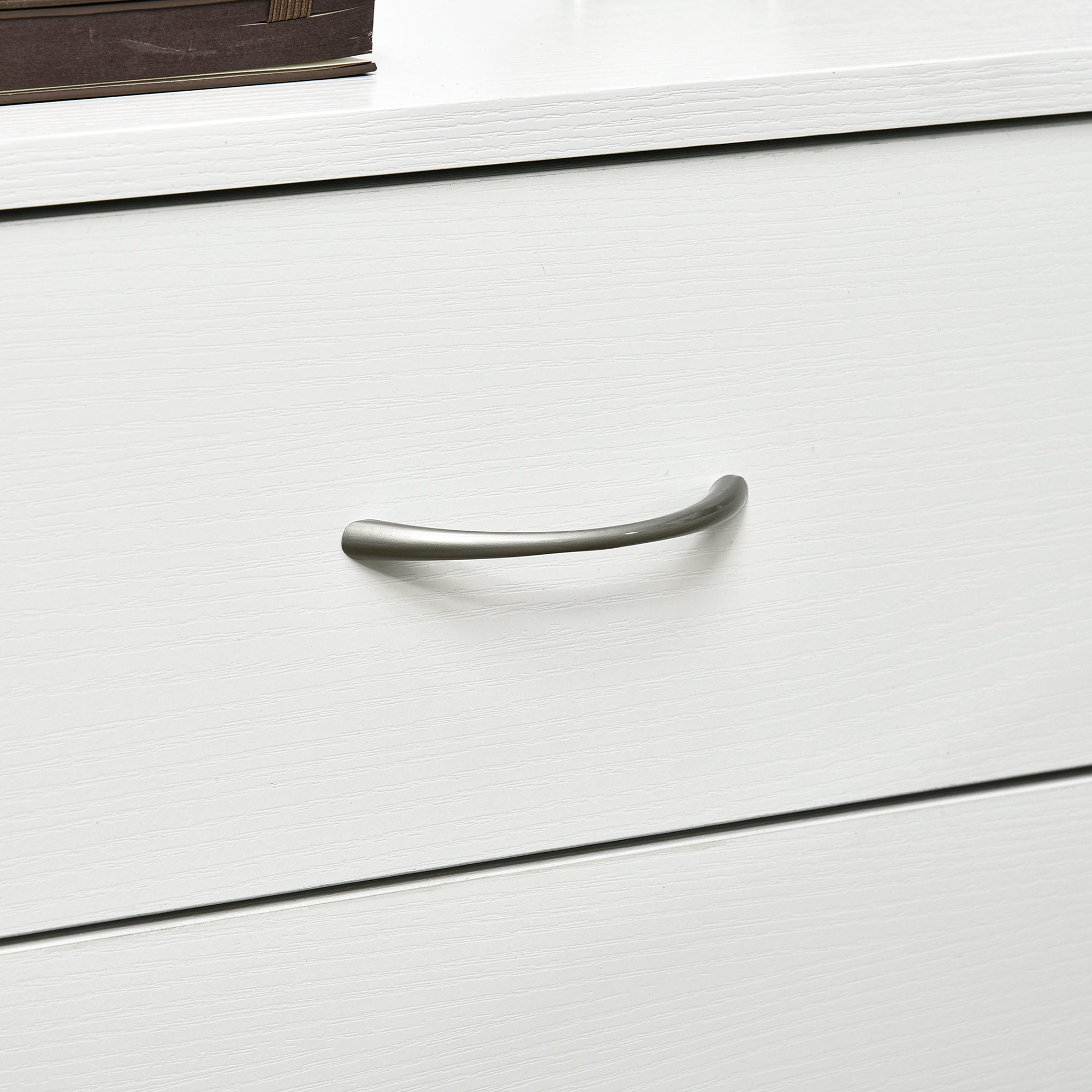 HOMCOM Bedside Table with 3 Drawers, Modern Wood Nightstand, Side Table with Anti-tipping Design for Bedroom, White