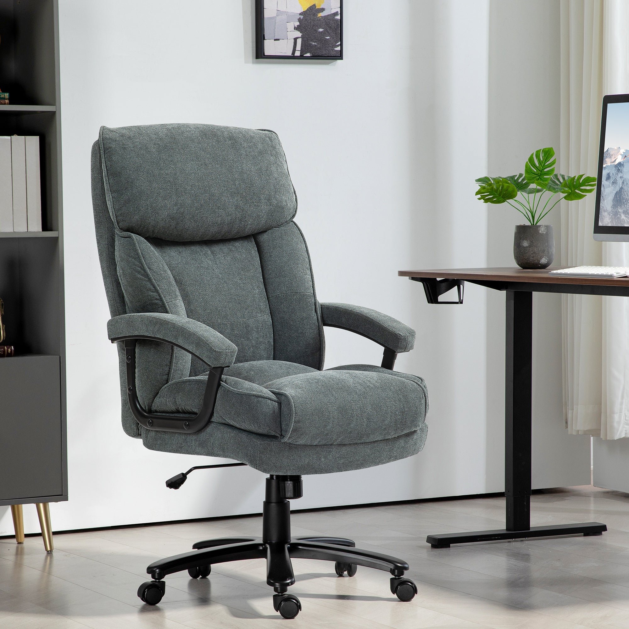 Big and Tall Executive Office Chair Up to 450 lbs. Heavy Duty Desk Chair for Heavy People Gray