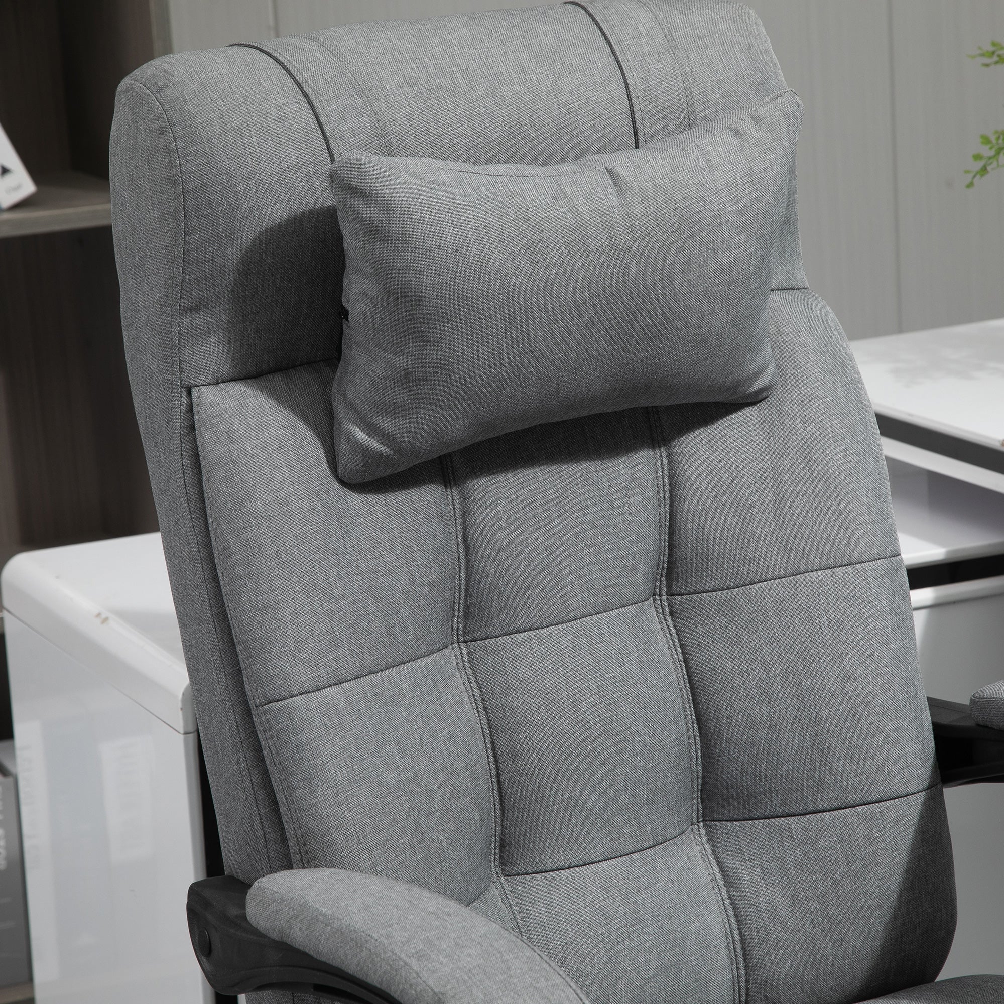 Vinsetto Office Chair Ergonomic Desk Chair, Computer Chair with Footrest & Head Pillow, 360° Swivel Recliner Chair for Home Office, Light Grey