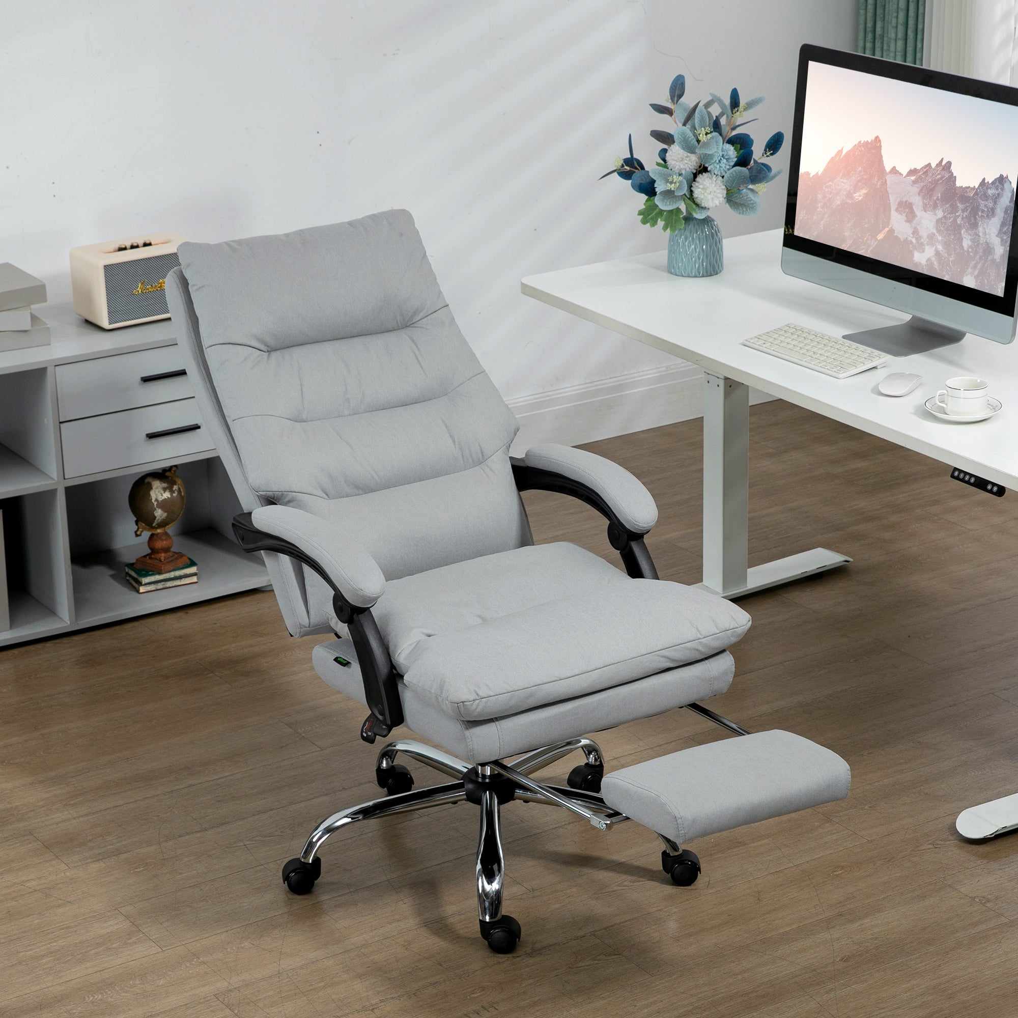 Vinsetto Office Chair, Ergonomic Desk Chair with 6-Point Vibration Massage and Back Heating, Microfibre Computer Gaming Chair with 135° Reclining Back and Footrest, Grey