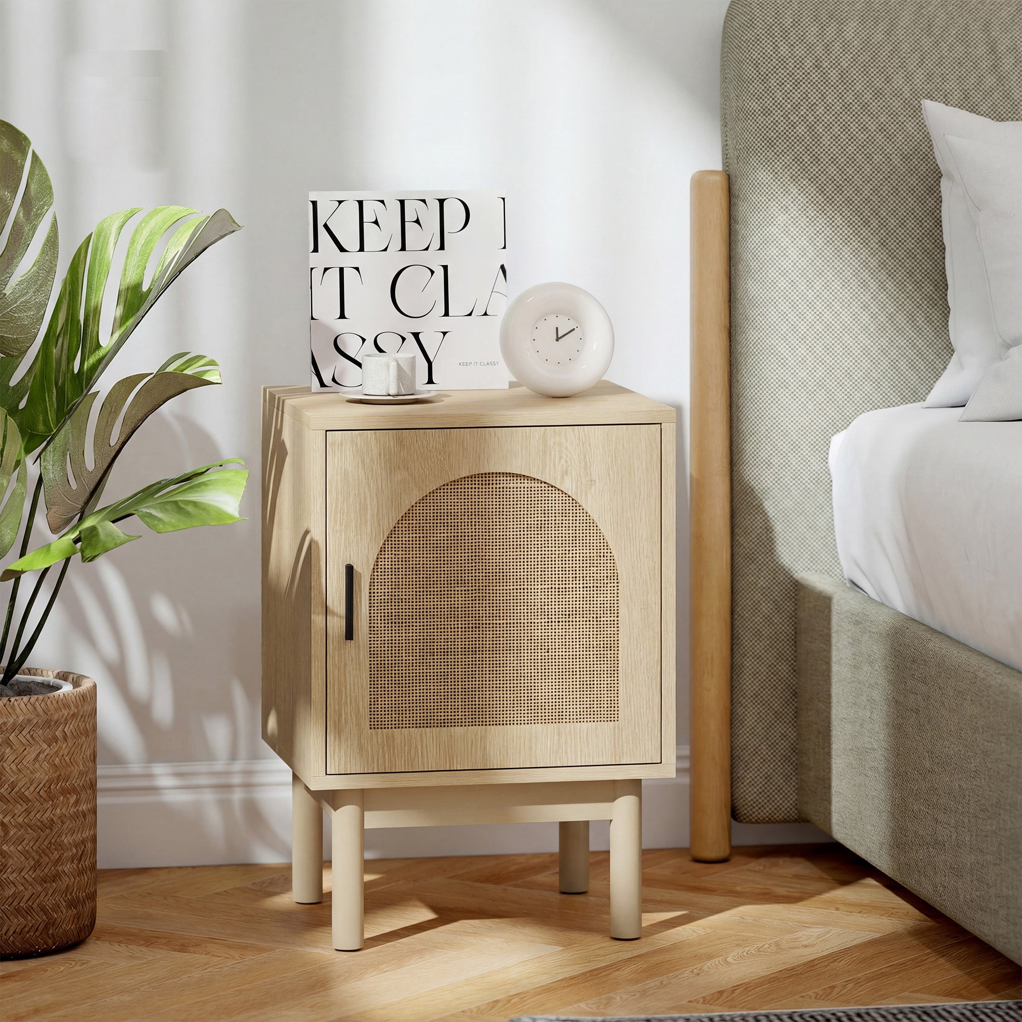 Rattan Bedside Table, Boho Bedside Cabinet with Adjustable Shelf and Solid Wood Legs, Side Table for Living Room, Bedroom, Natural Wood