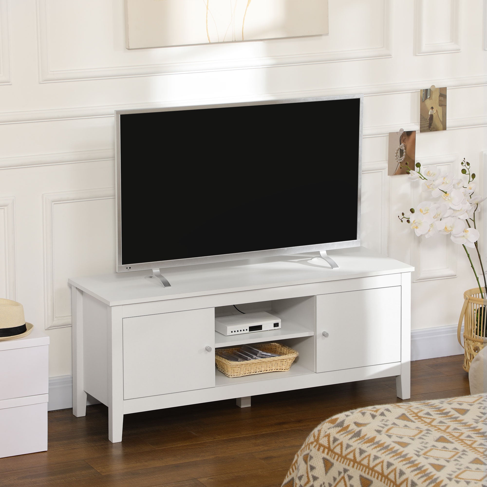 HOMCOM TV Stand Cabinet for TVs up to 55 inches, TV Bench with Storage Shelves and 2 Doors for Living Room, Bedroom, White